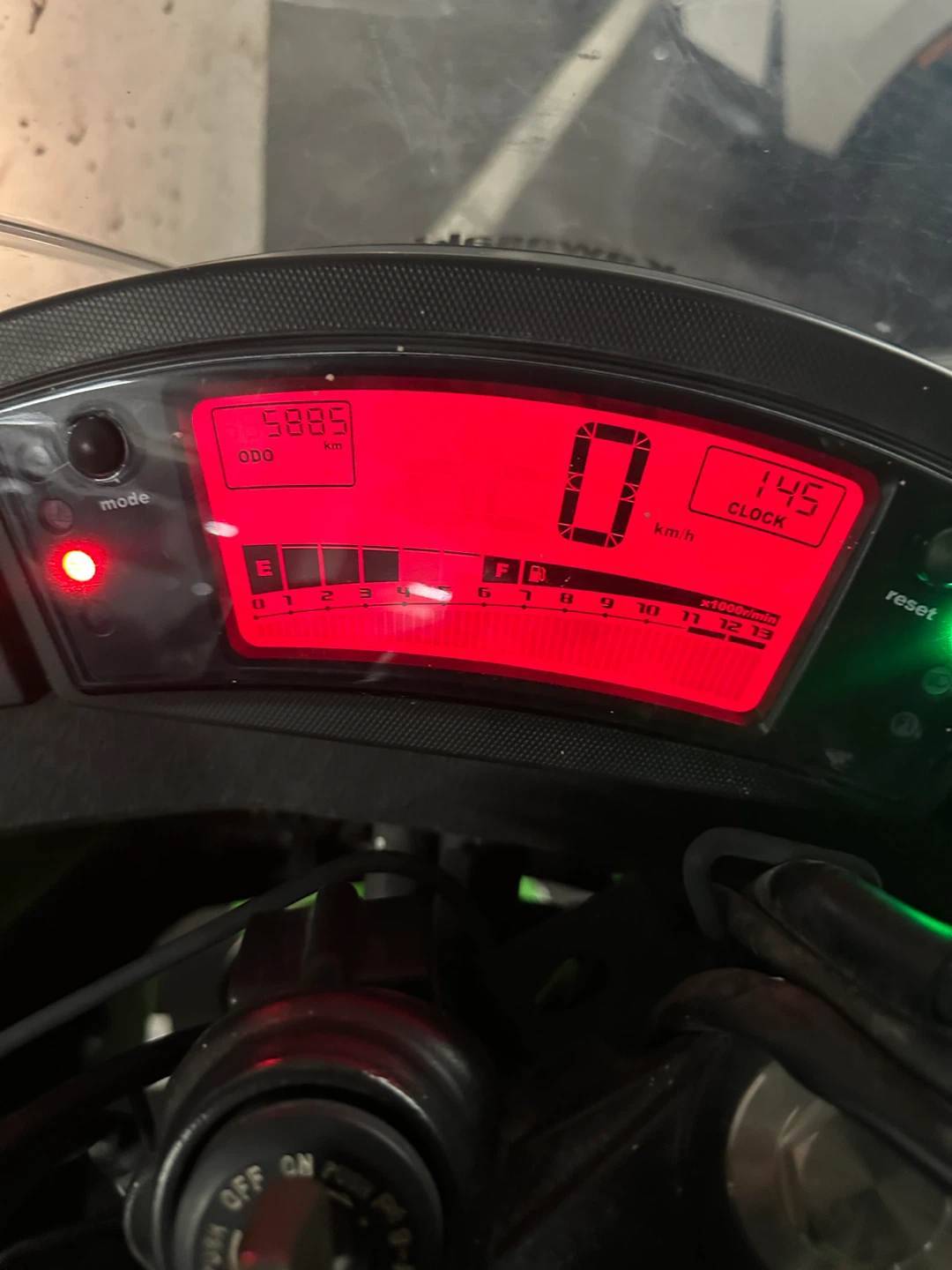 Kawasaki Ninja 400R Motorcycle - photo 3