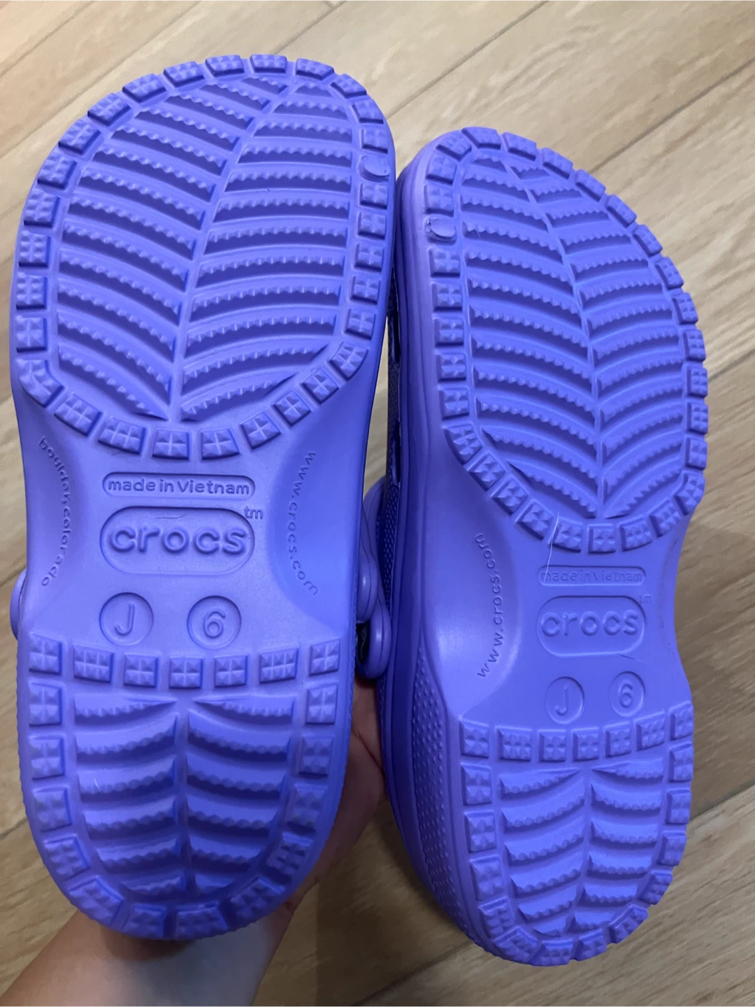 Purple crocs - photo 3