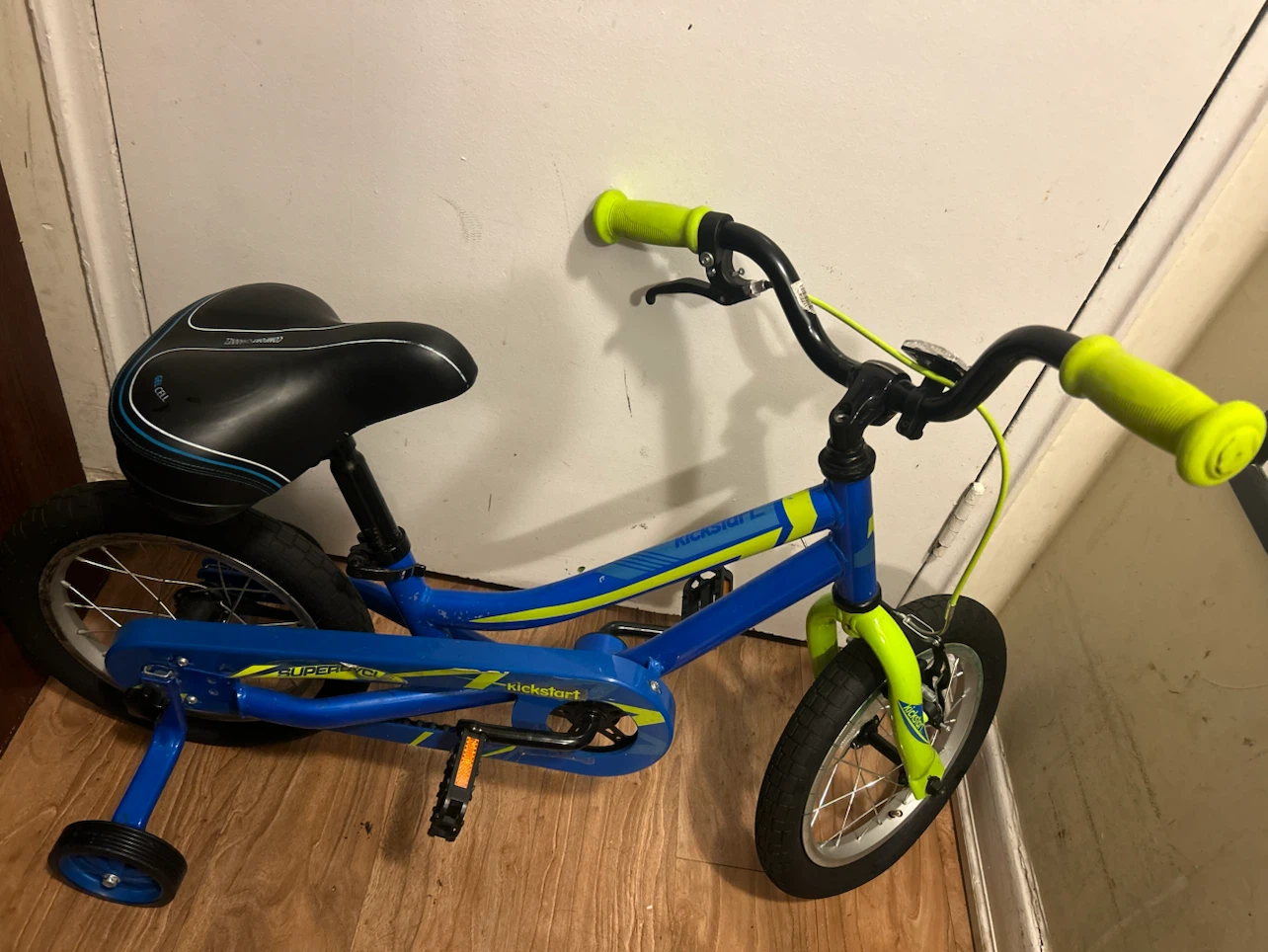 Madd Gear Kickstart 12 Inch Kids Bike - photo 2