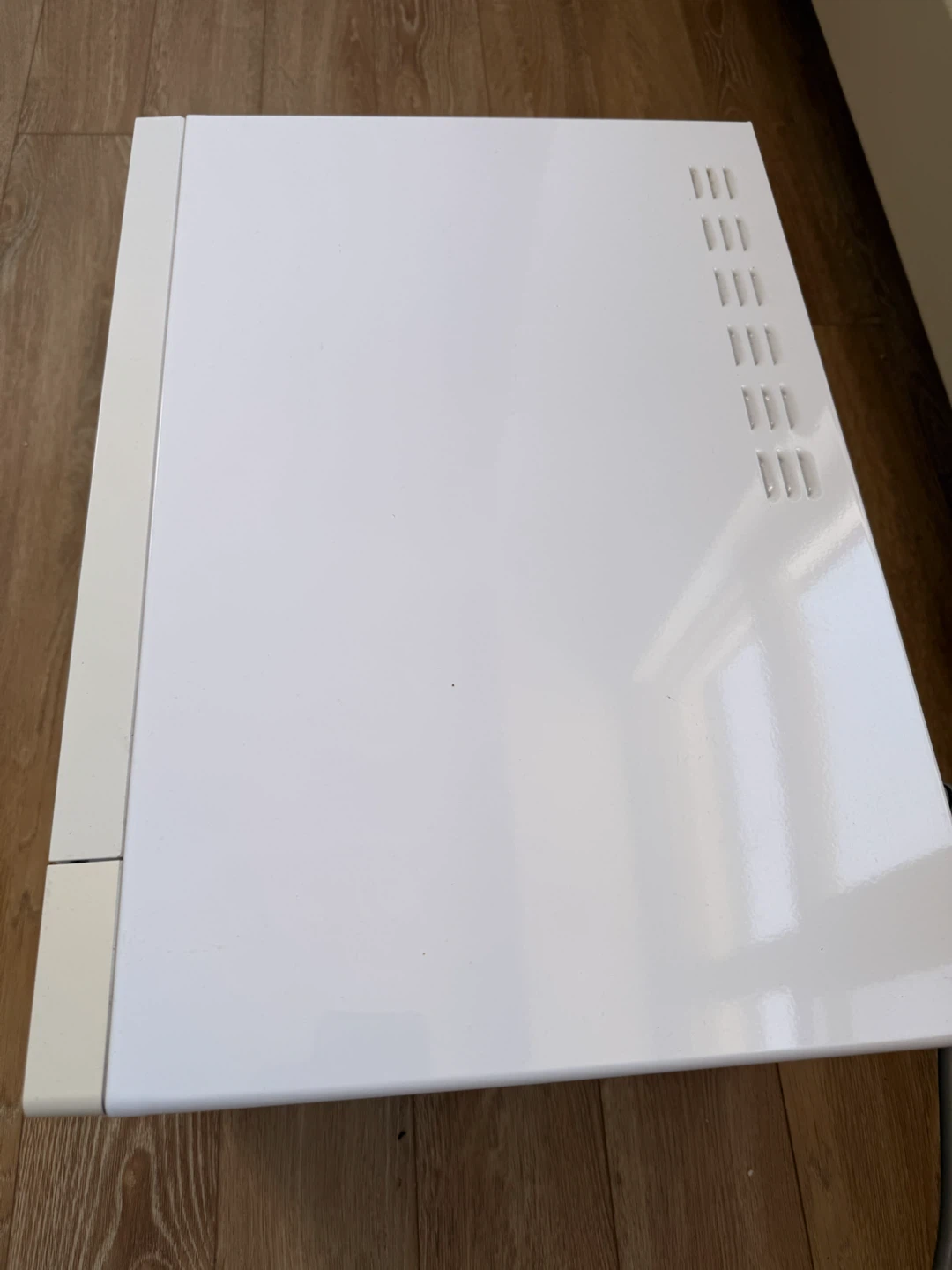 Magic Chef White Microwave 1.1 cu.ft - photo 3
