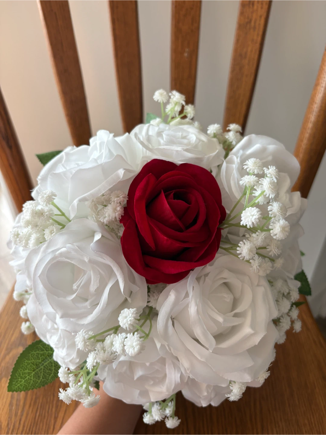 Boutonnieres, Bouquets & Wrist Corsage - photo 2