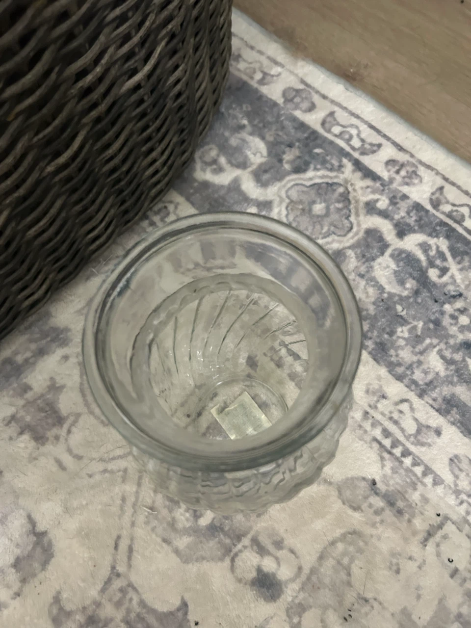 Clear glass vase - photo 2