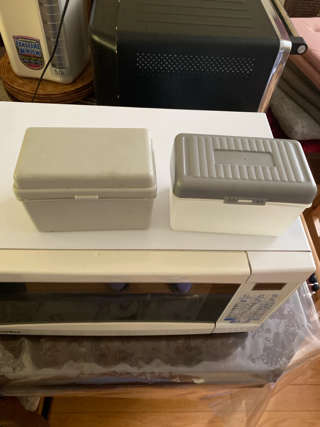 Set of 2 plastic recipie boxes