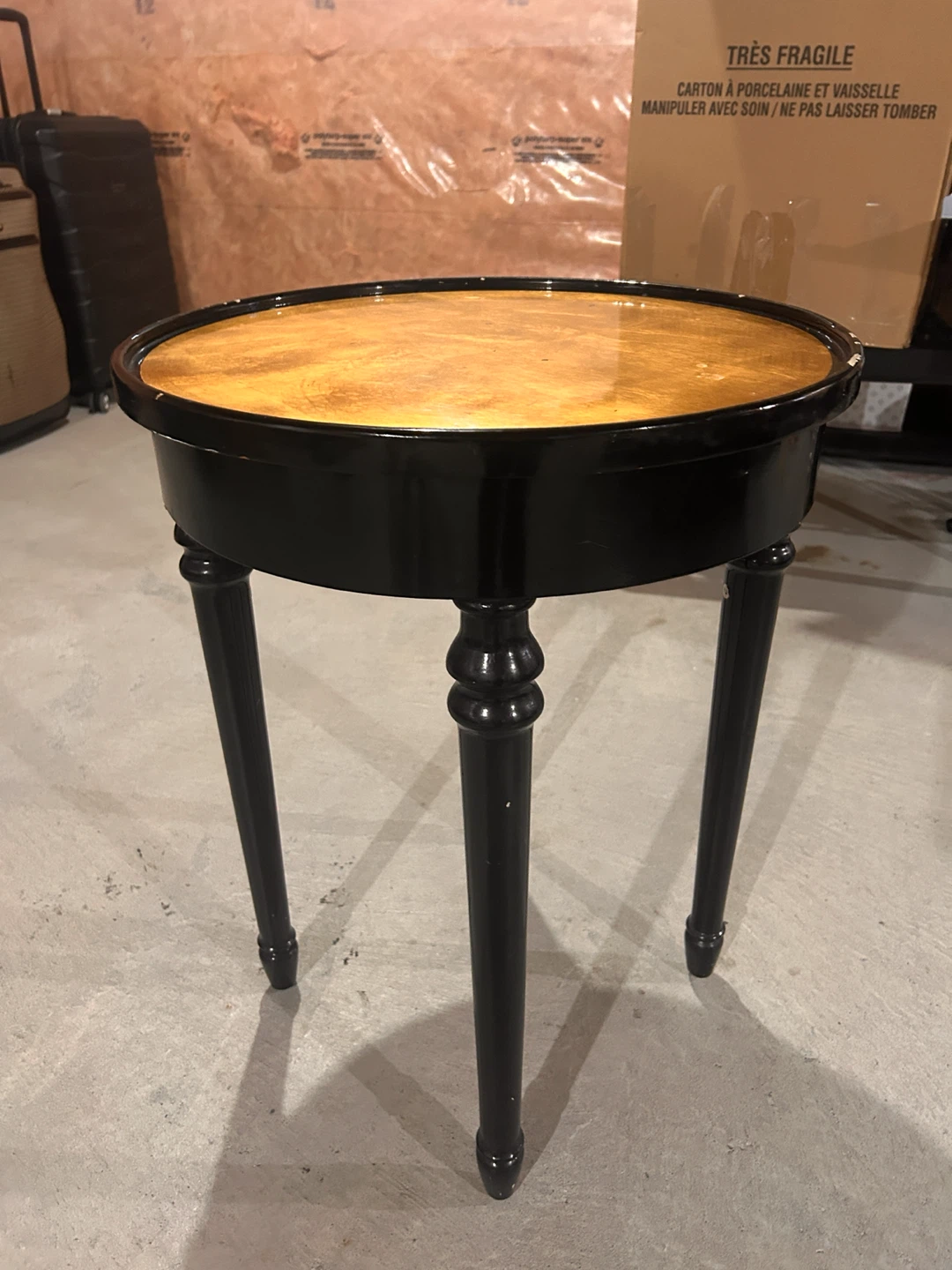 Oval Side Table with Black Base and Gold Top