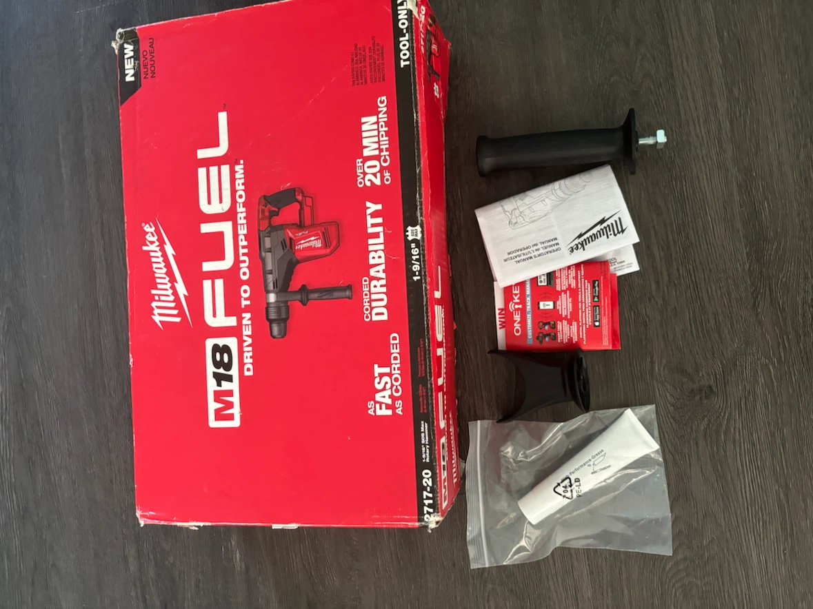 Milwaukee Tool Rotary Hammer - photo 2