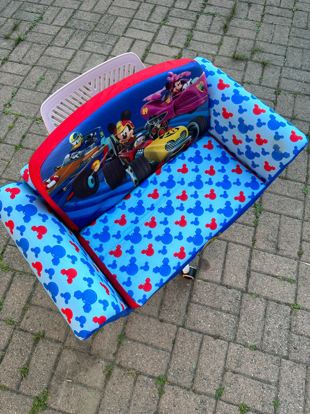 Mickey Mouse Clubhouse Kids Chair - photo 4