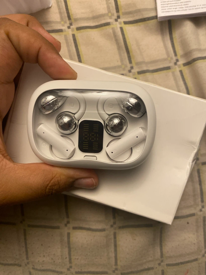 White Wireless Earbuds with Charging Case