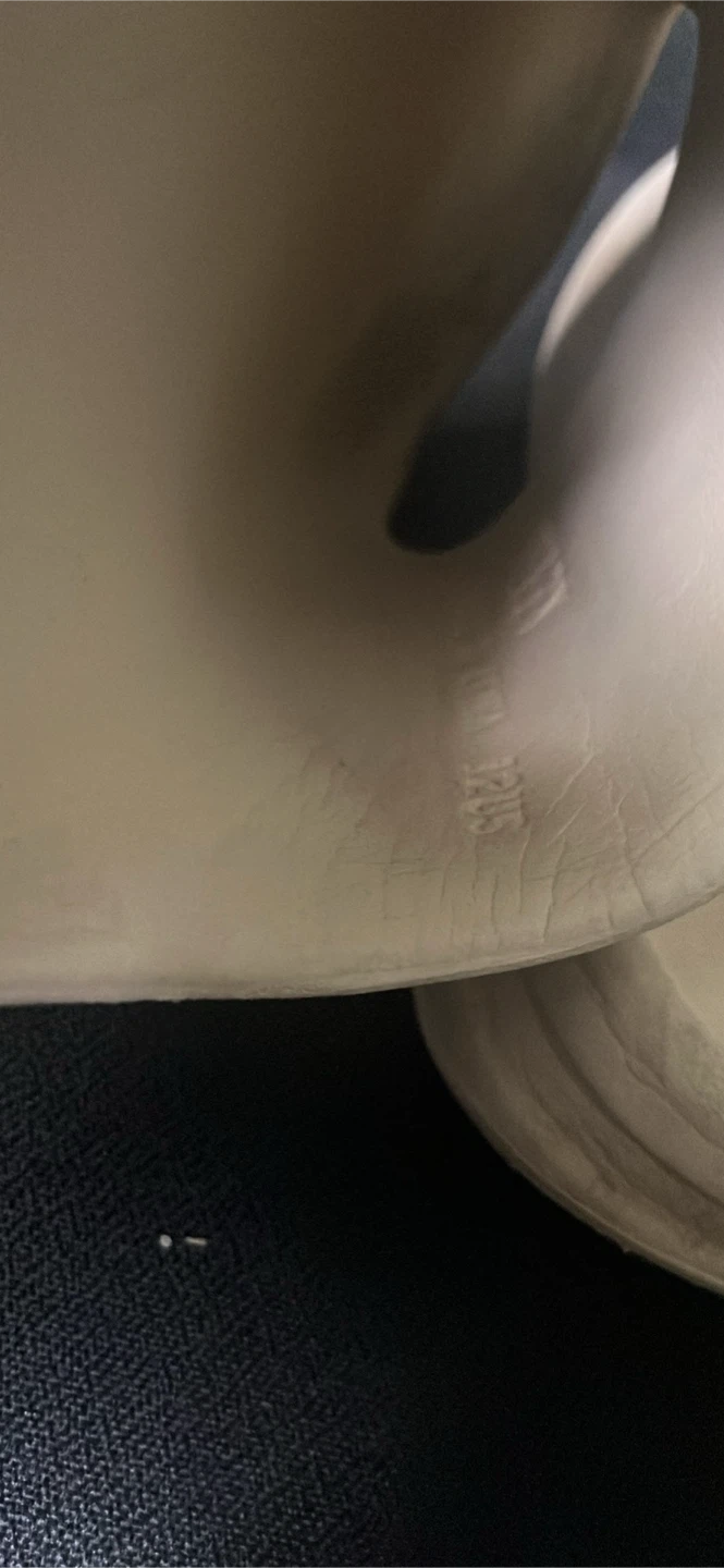 Yeezy slides - photo 3