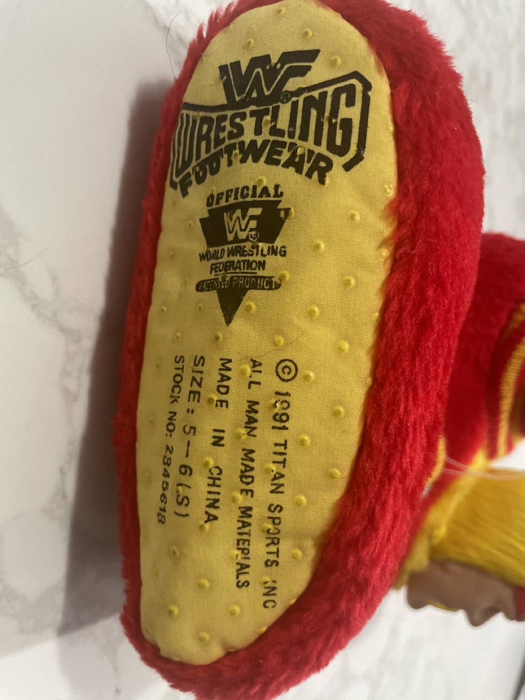 WWF Hulk Hogan Wrestling Footwear Slippers Size 5-6 - photo 2