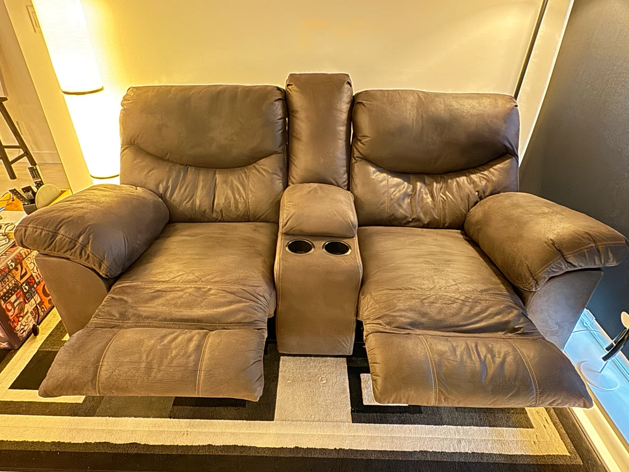 2 seater’s recliner - photo 3