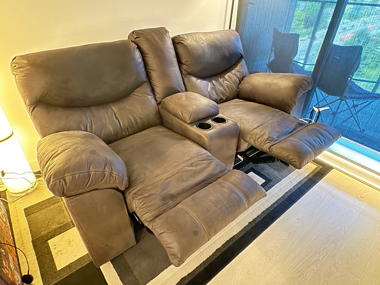2 seater’s recliner - photo 4