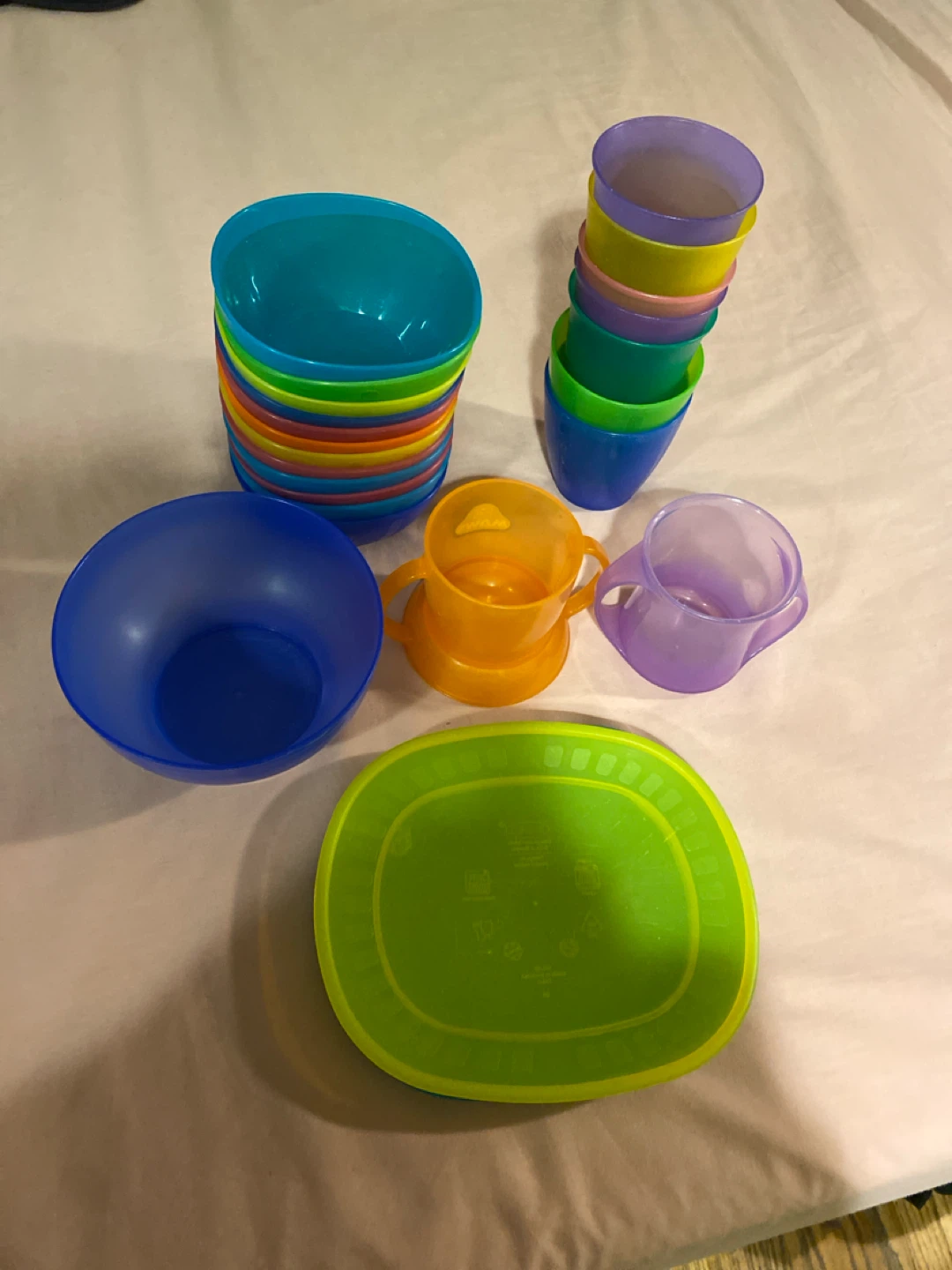Assorted Children's Dishware Set