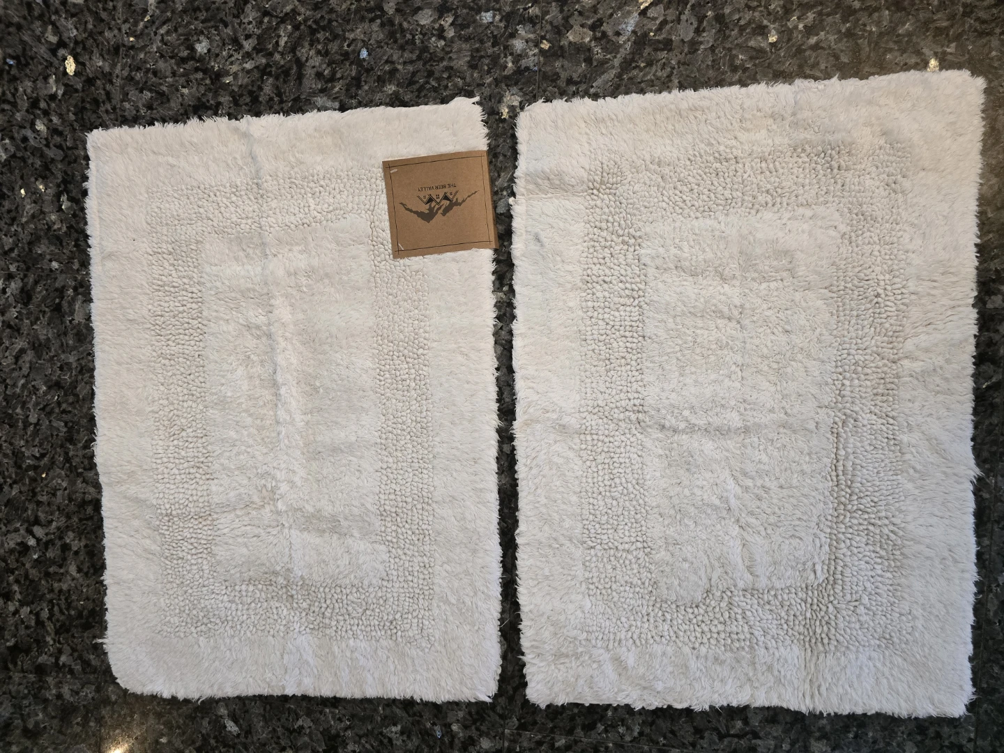 The Beer Valley Bath Collection Rugs