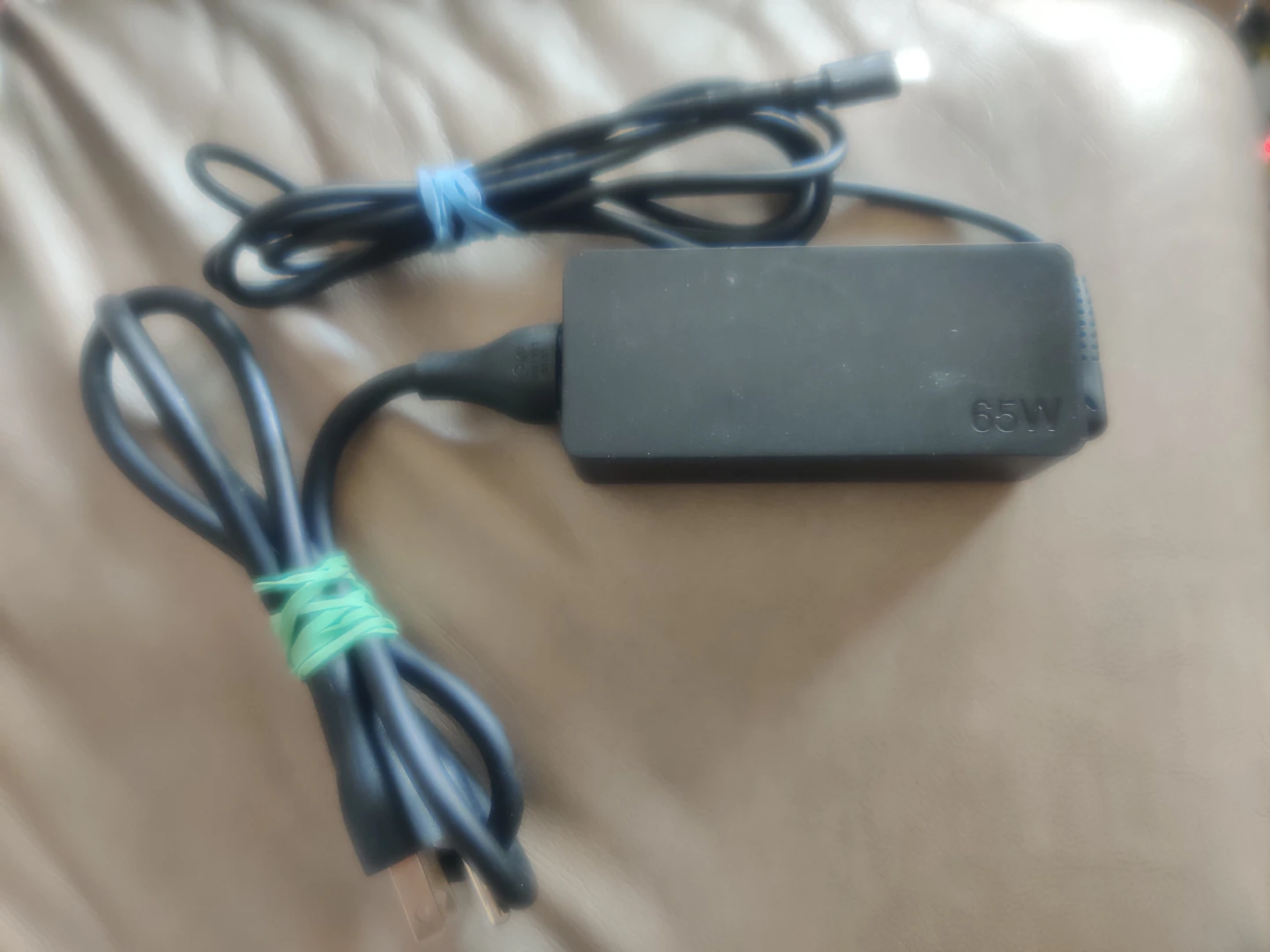 AYNEFF 65W USB-C Power Adapter - photo 3