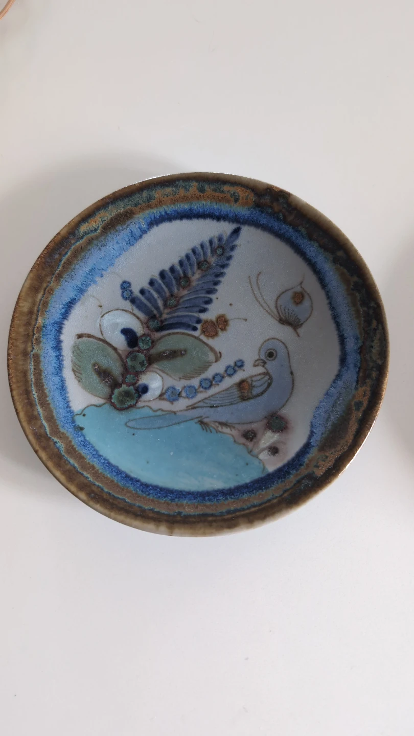 Vintage Hand Painted Mexican Pottery Plates signed by artist - photo 3