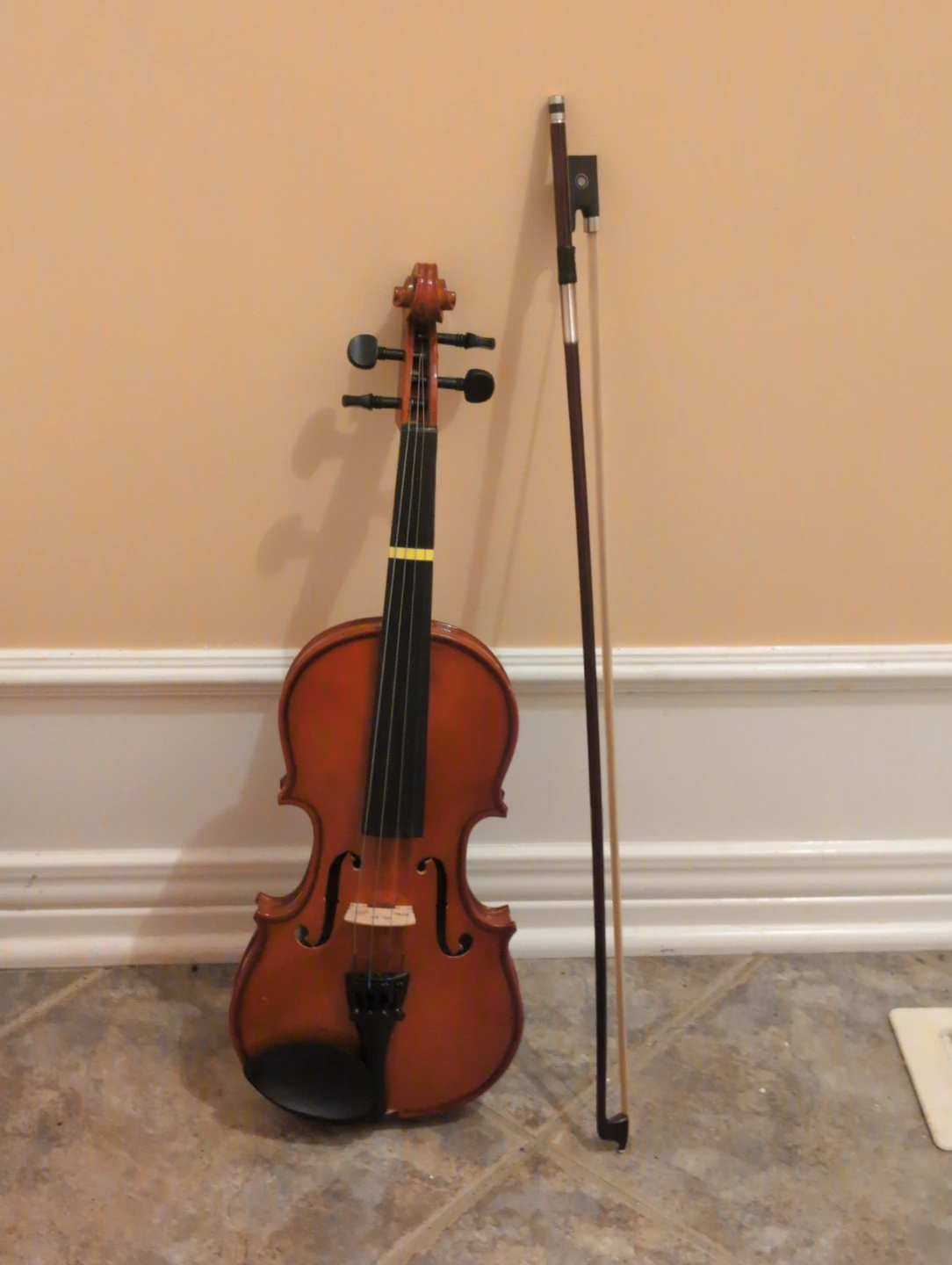 Violin with Case and Bows - photo 2
