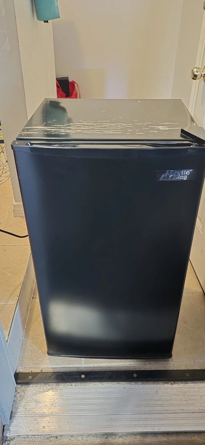 Arctic King Mini Fridge
