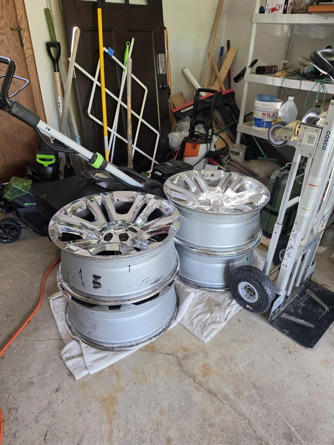 GMC Chrome Wheels (Set of 4)