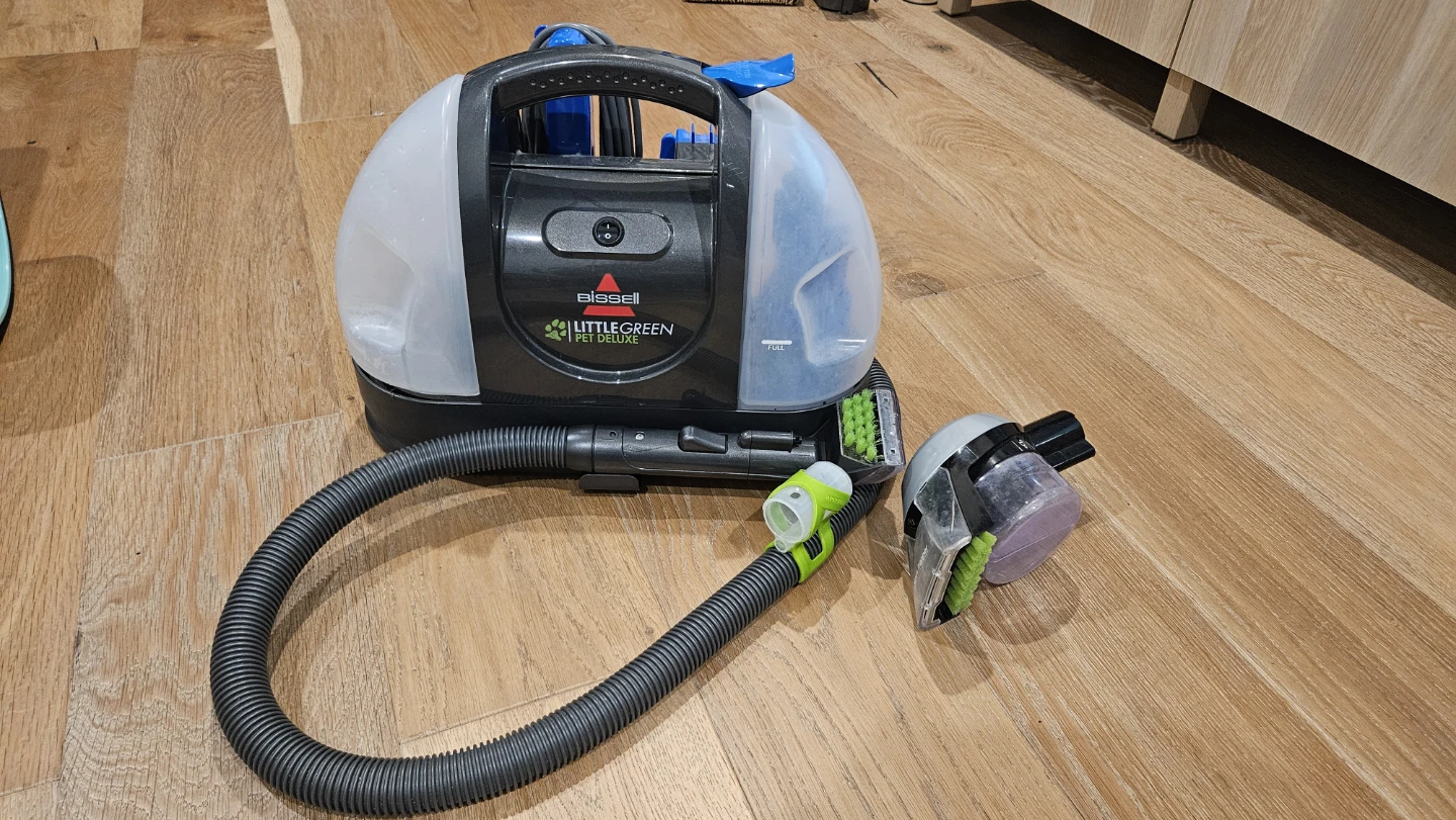 Bissell Little Green Pet Deluxe Portable Carpet Cleaner