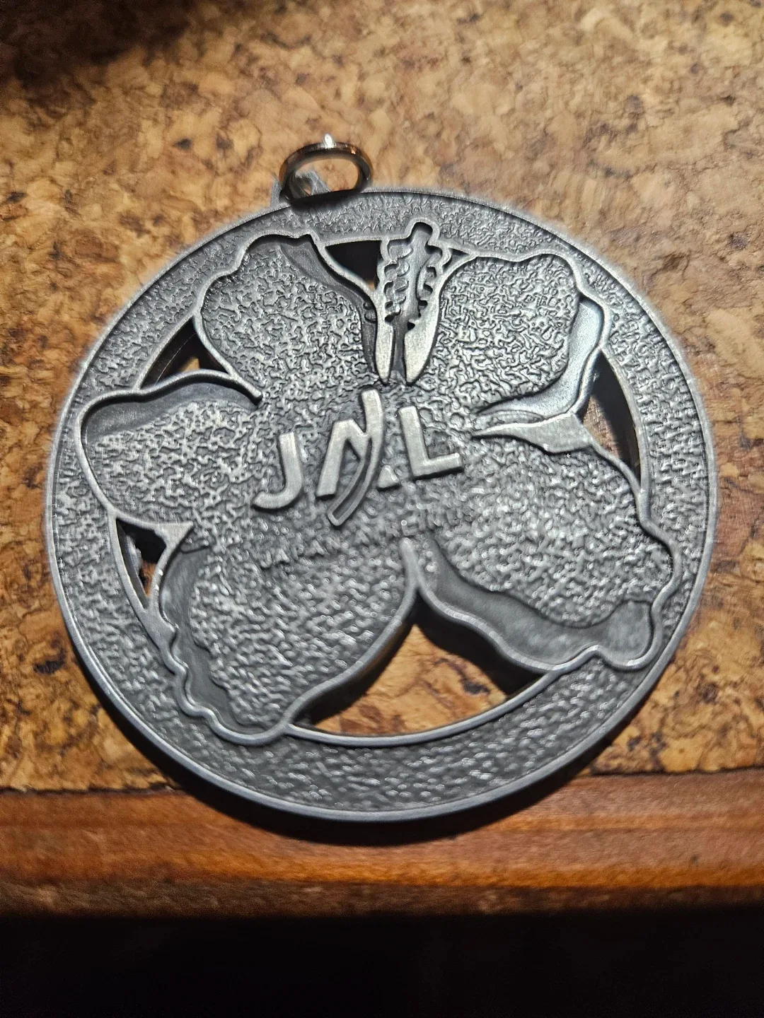 Honolulu Marathon Finisher Medal 2008 - photo 4