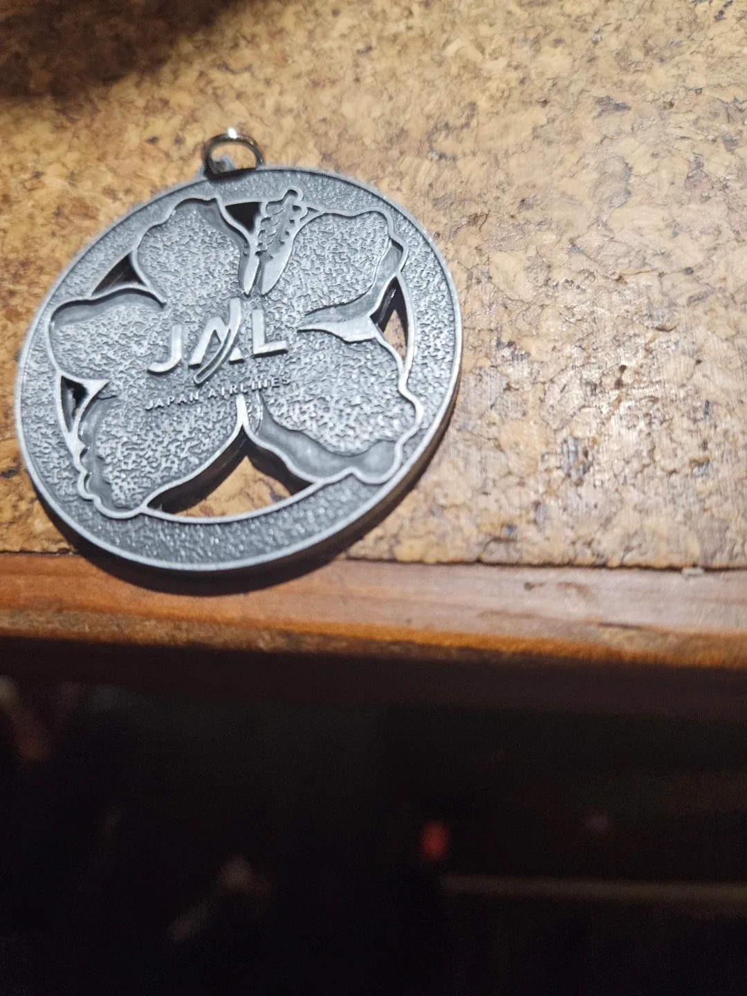 Honolulu Marathon Finisher Medal 2008 - photo 5