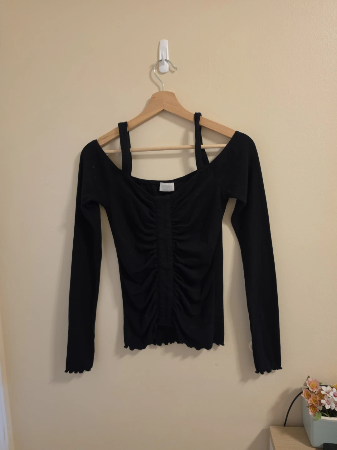 Black Long Sleeve Top Size M