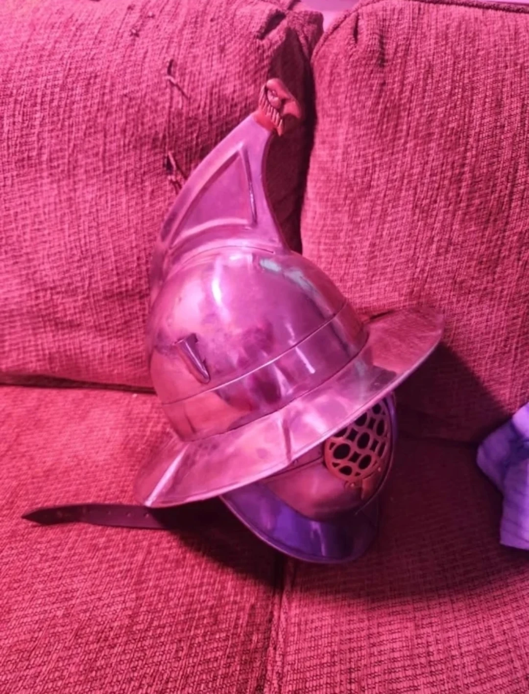 Kult of Athena battle helmet - photo 3