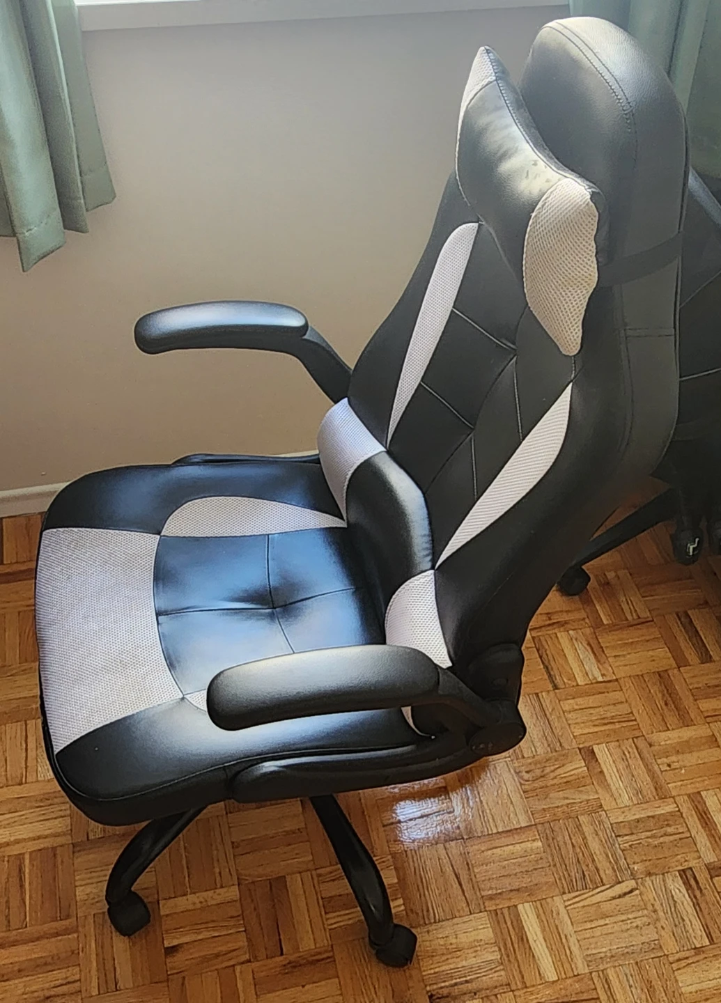 Office Chair / Gaming Chair