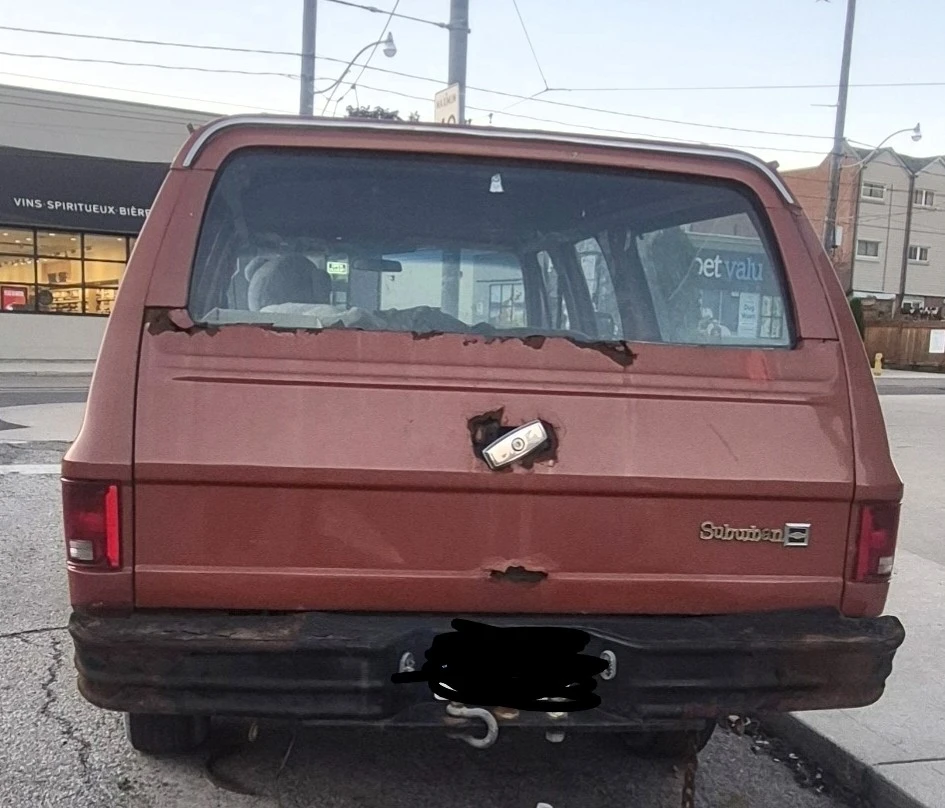 1982 Chevrolet Suburban - photo 4