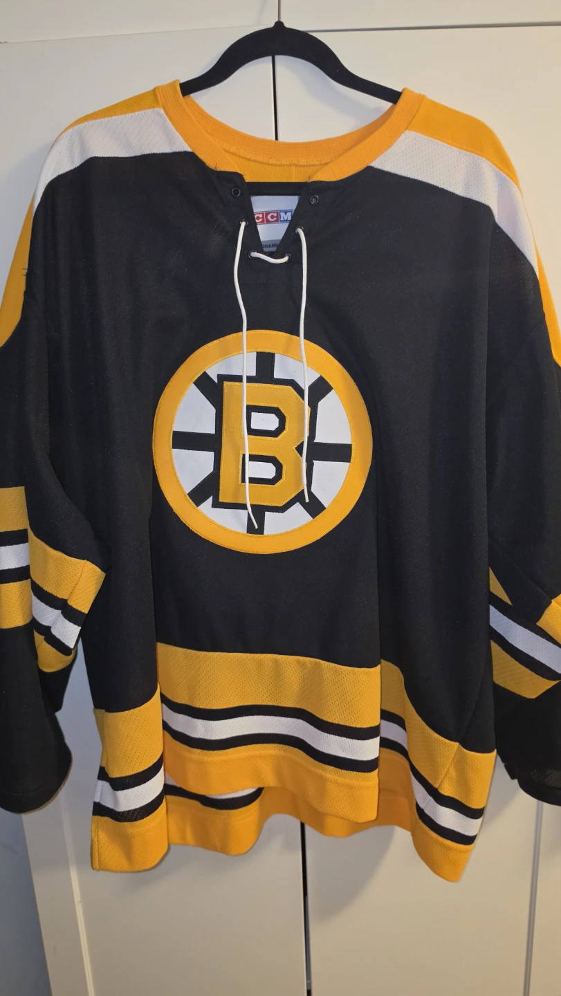 CCM Boston Bruins Bobby Orr Jersey