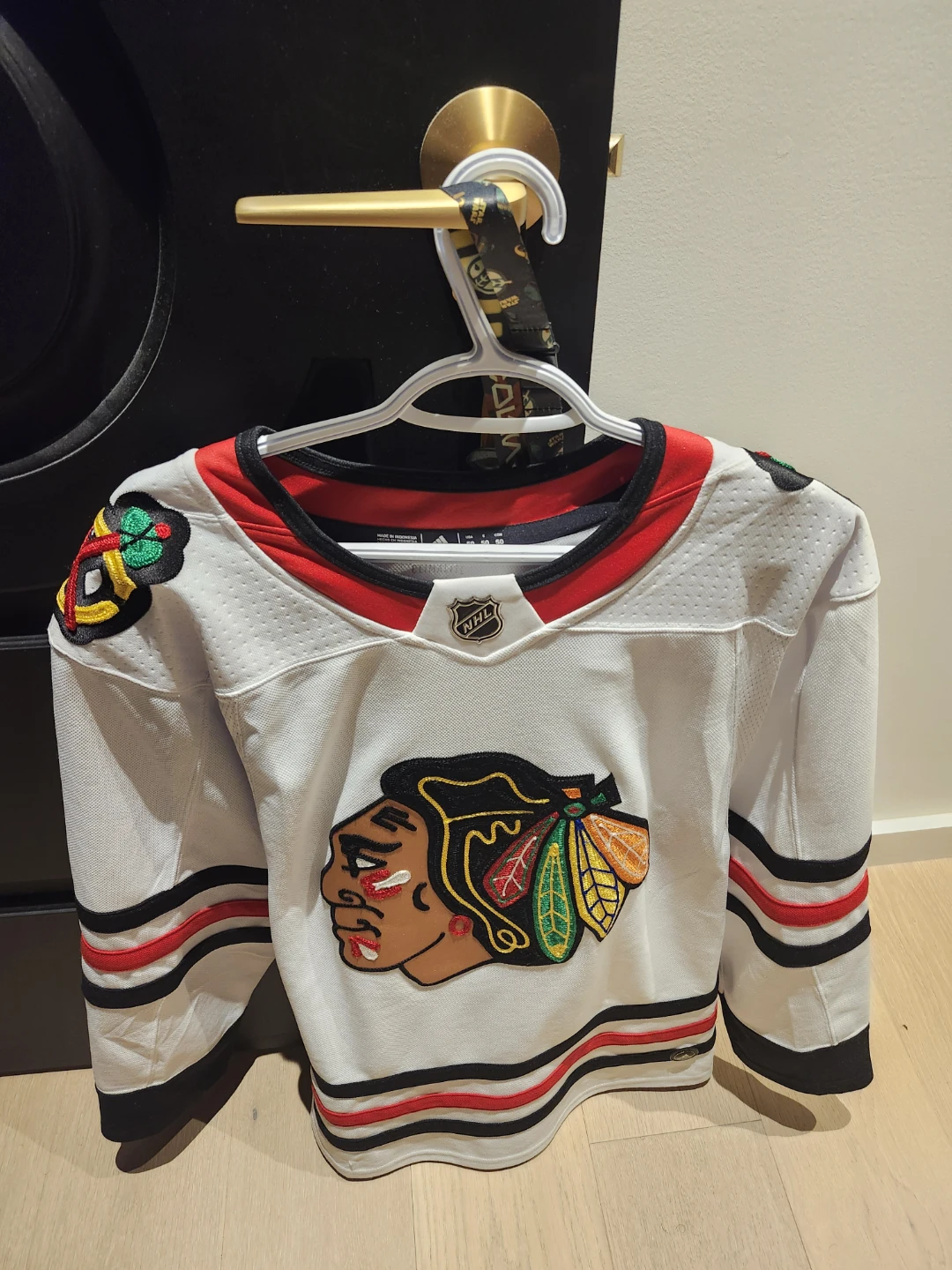 Chicago Blackhawks Adidas Hockey Jersey Size 50