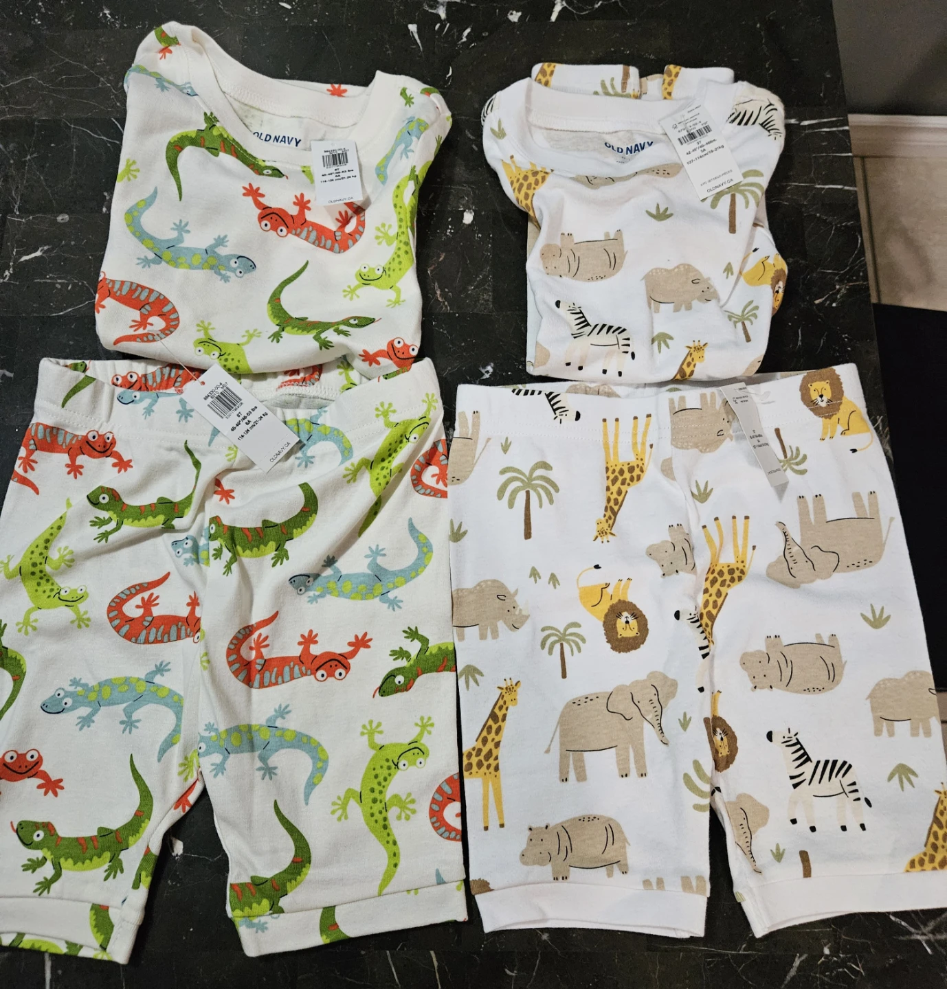 Old Navy Kids Pajama Set - Size  5T & 6T