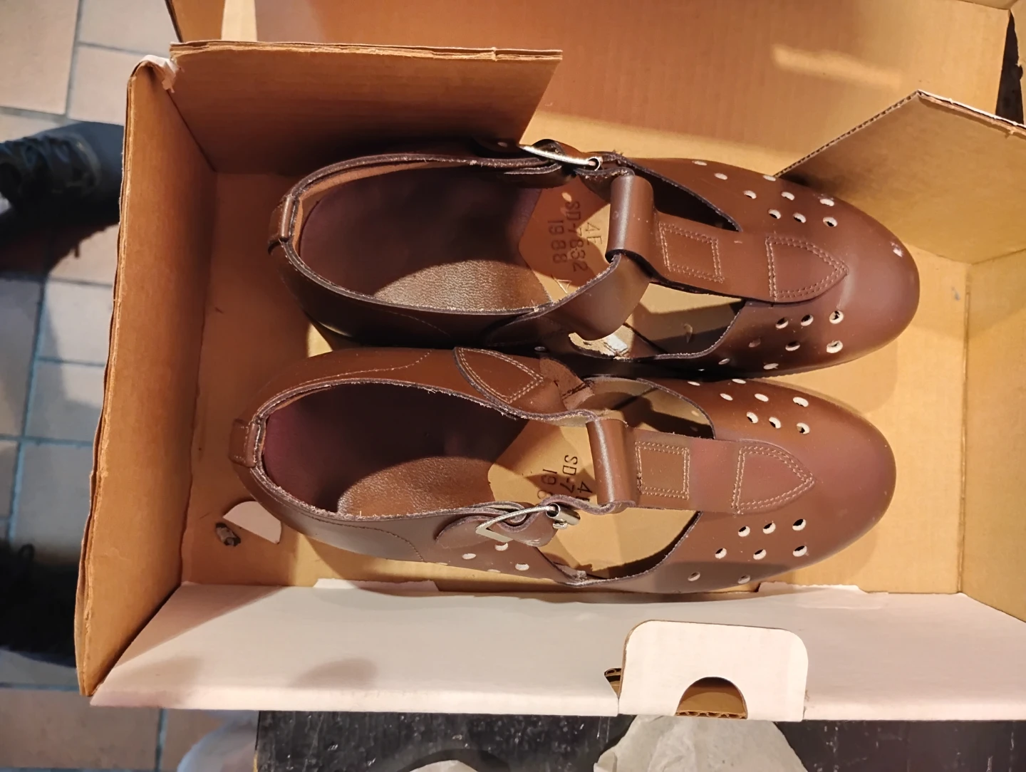 Brown Leather Sandals - Size 4 - photo 2