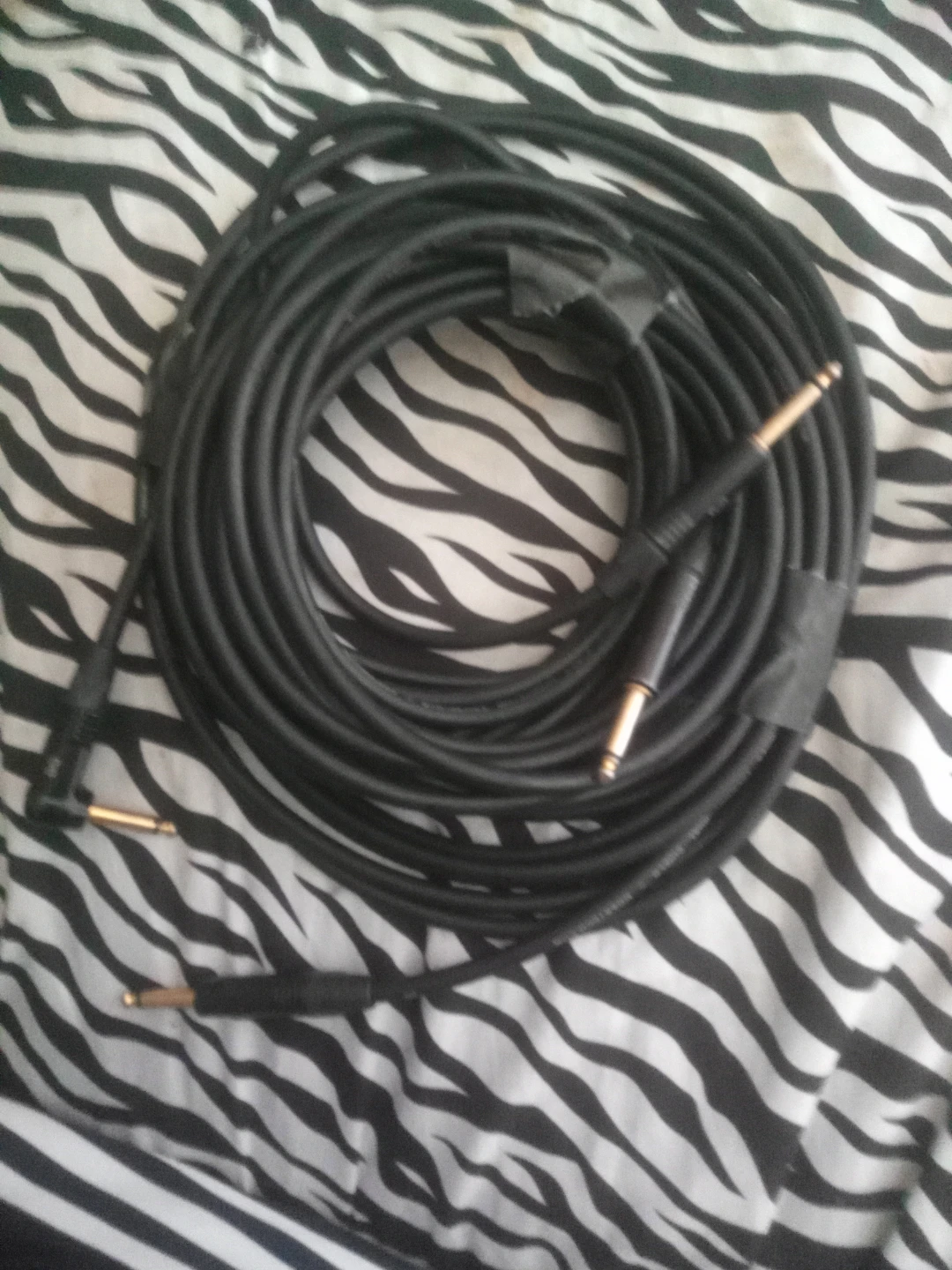 Black Instrument Cable