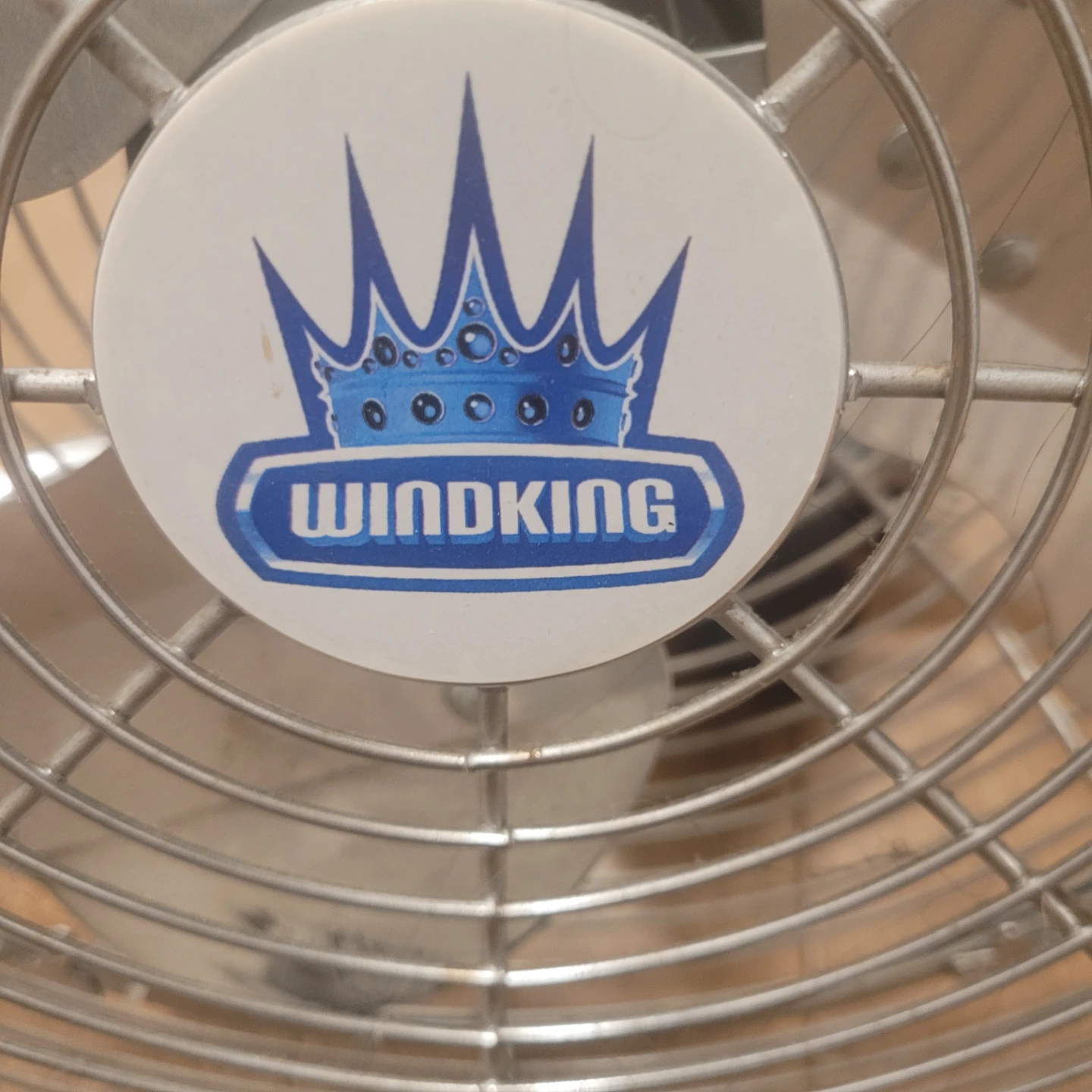 HEAVY DUTY WINDKING FLOOR FAN - photo 2