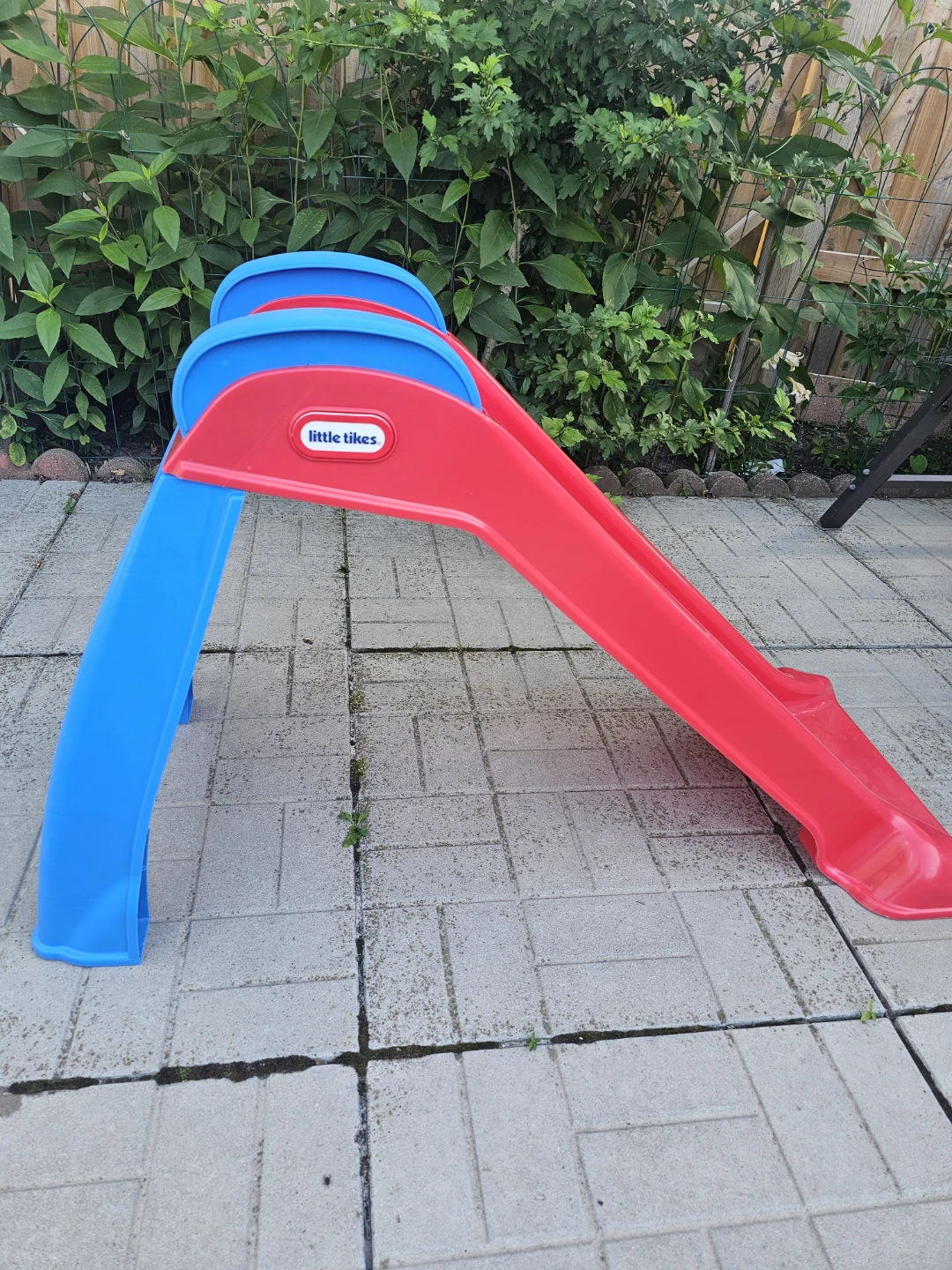 Little Tikes Red and Blue Toddler Slide - Like new - photo 2