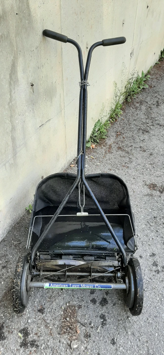 American Lawn Mower Co. Push Reel Mower - photo 2