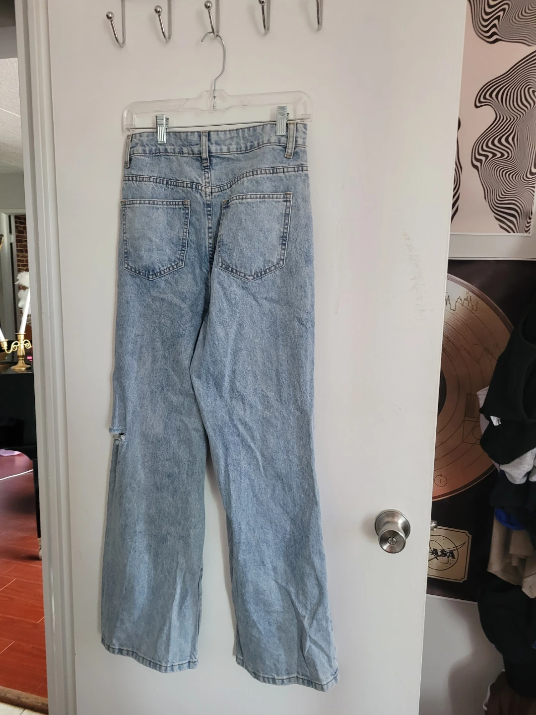 Distressed Light Wash Wide Leg baggy Jeans - photo 2