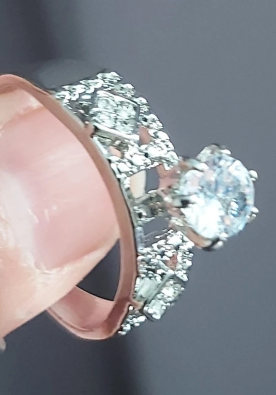 Fashion Ring with Rhinestones - photo 4