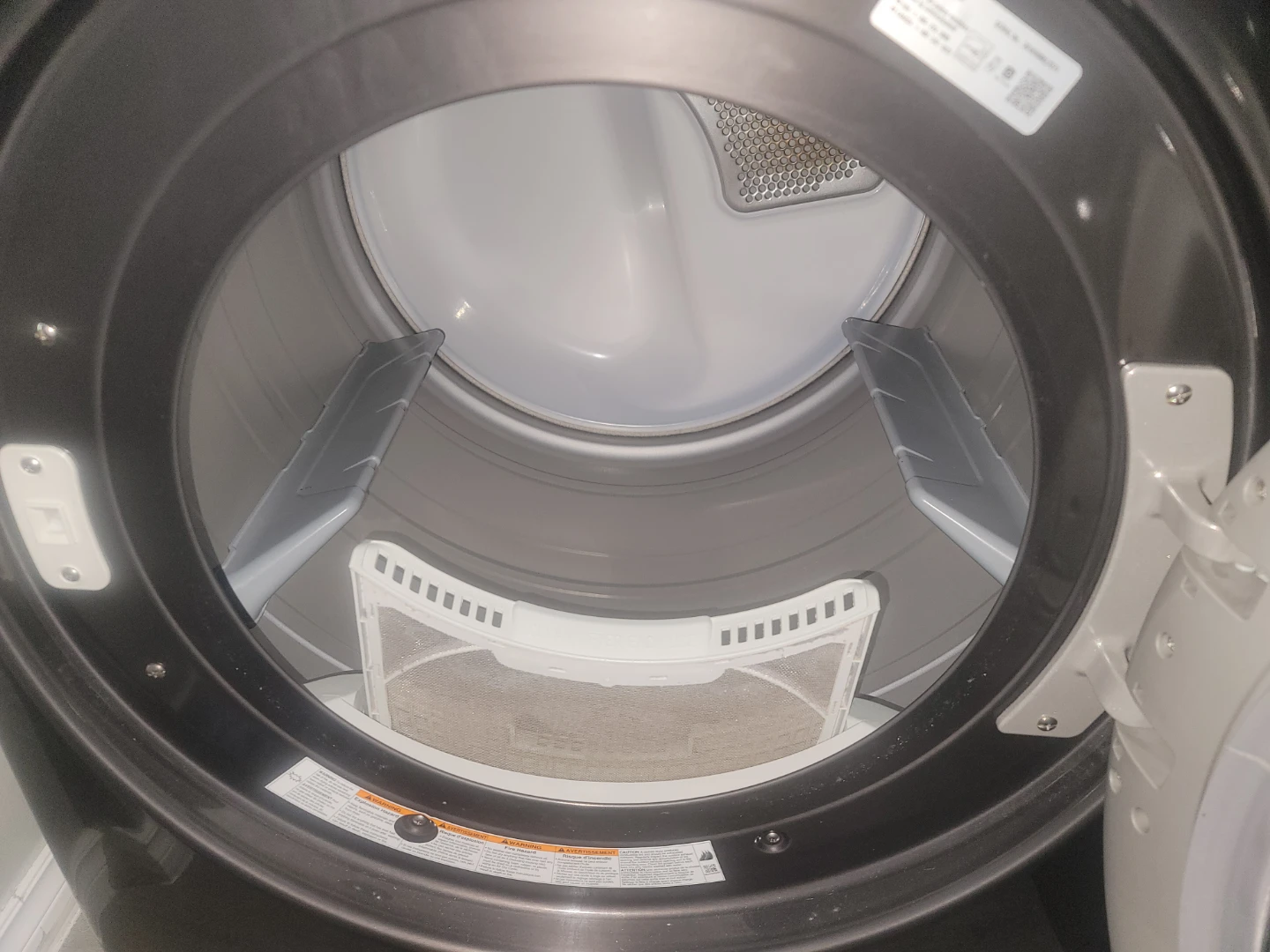 LG Dryer - photo 2