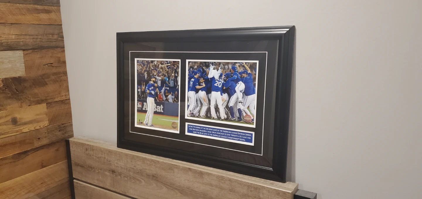 Framed Toronto Blue Jays Jose Bautista Batflip Photo - photo 2