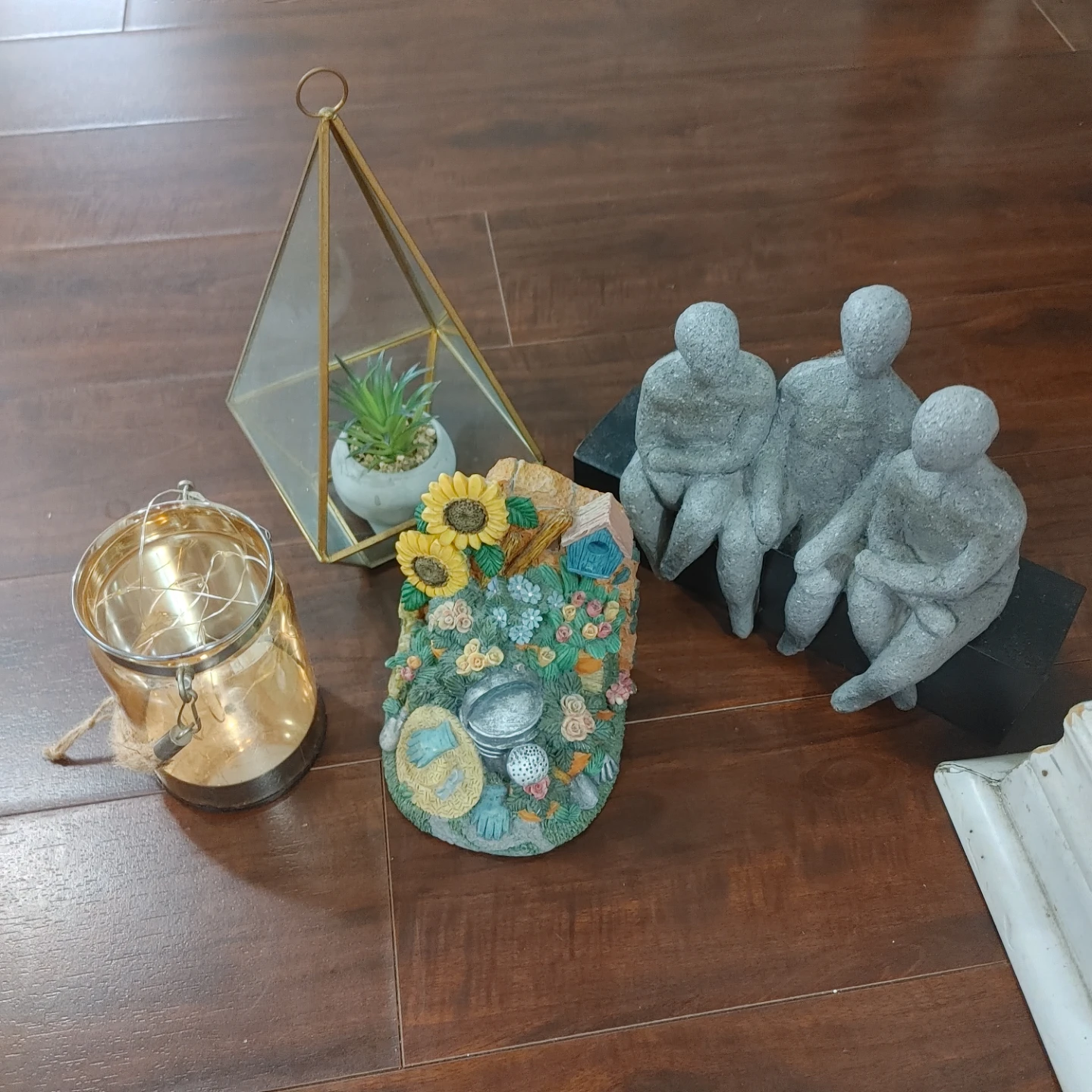 Decorative Figurine Lot