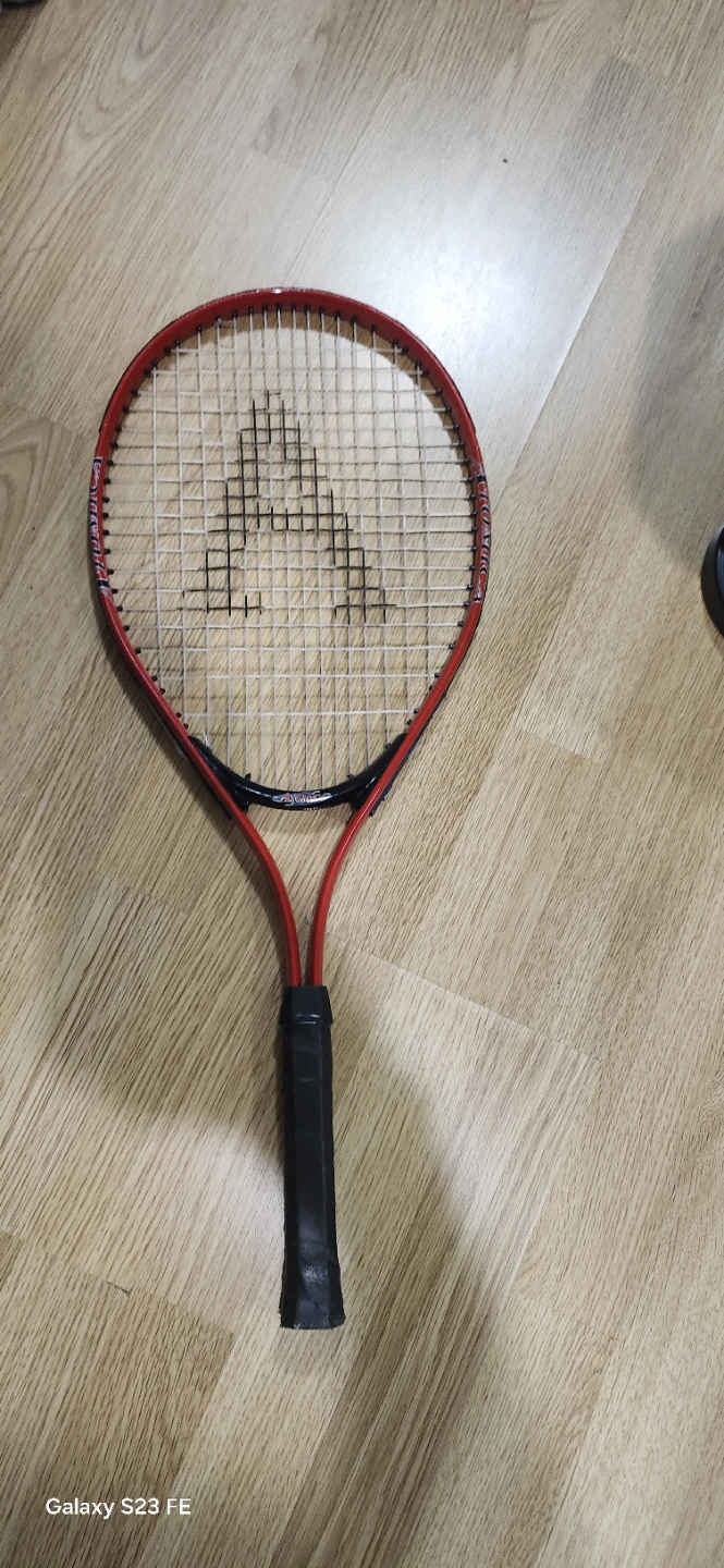 Red Tennis Racquet - photo 2