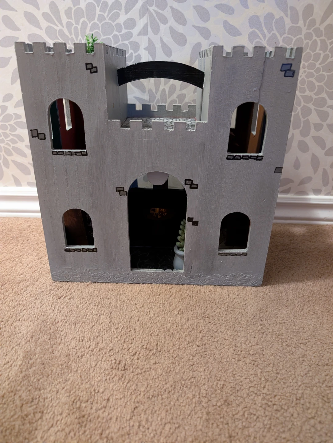 Wooden Toy Castle with Figures - photo 3