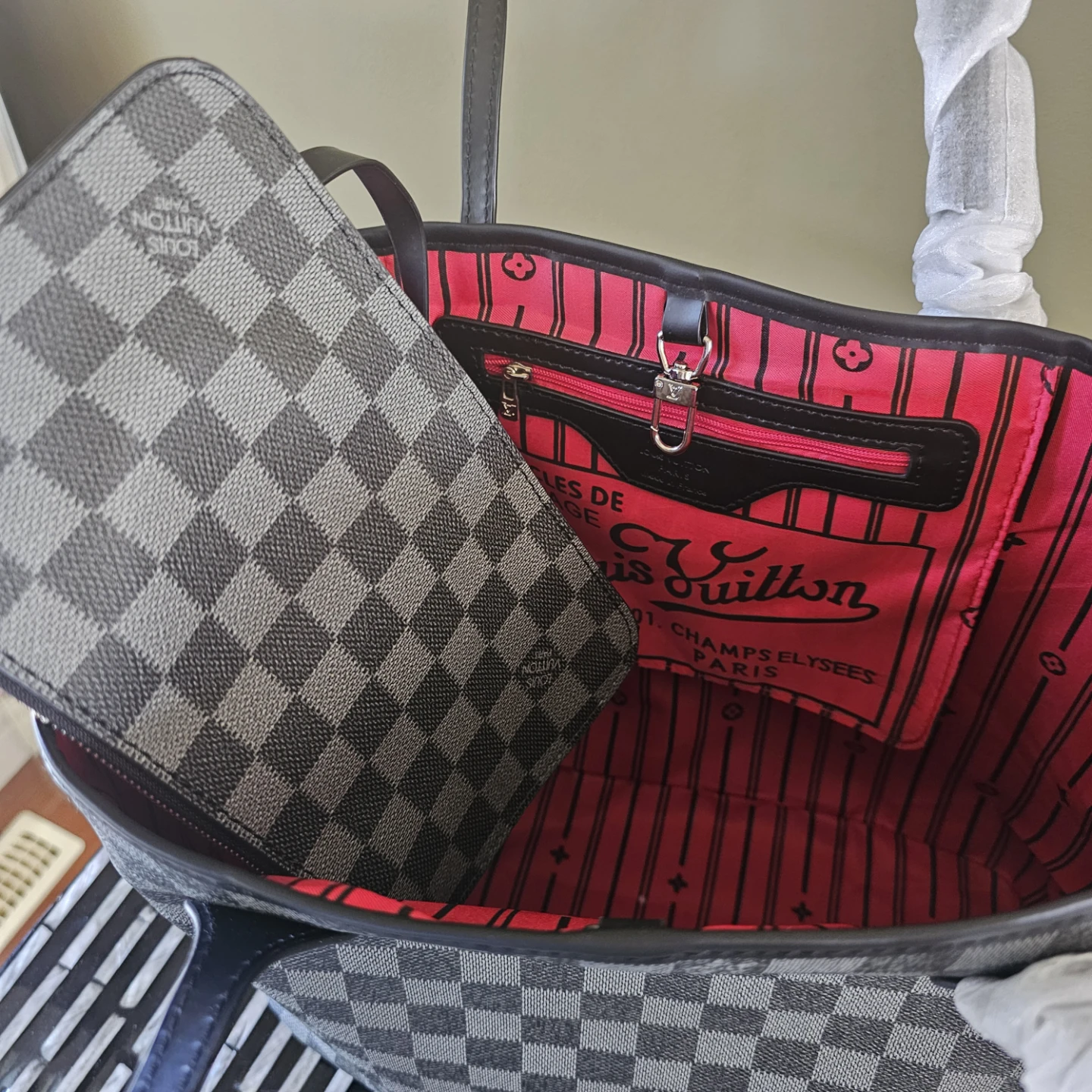 Damier Ebene Neverfull GM Tote Bag - photo 2