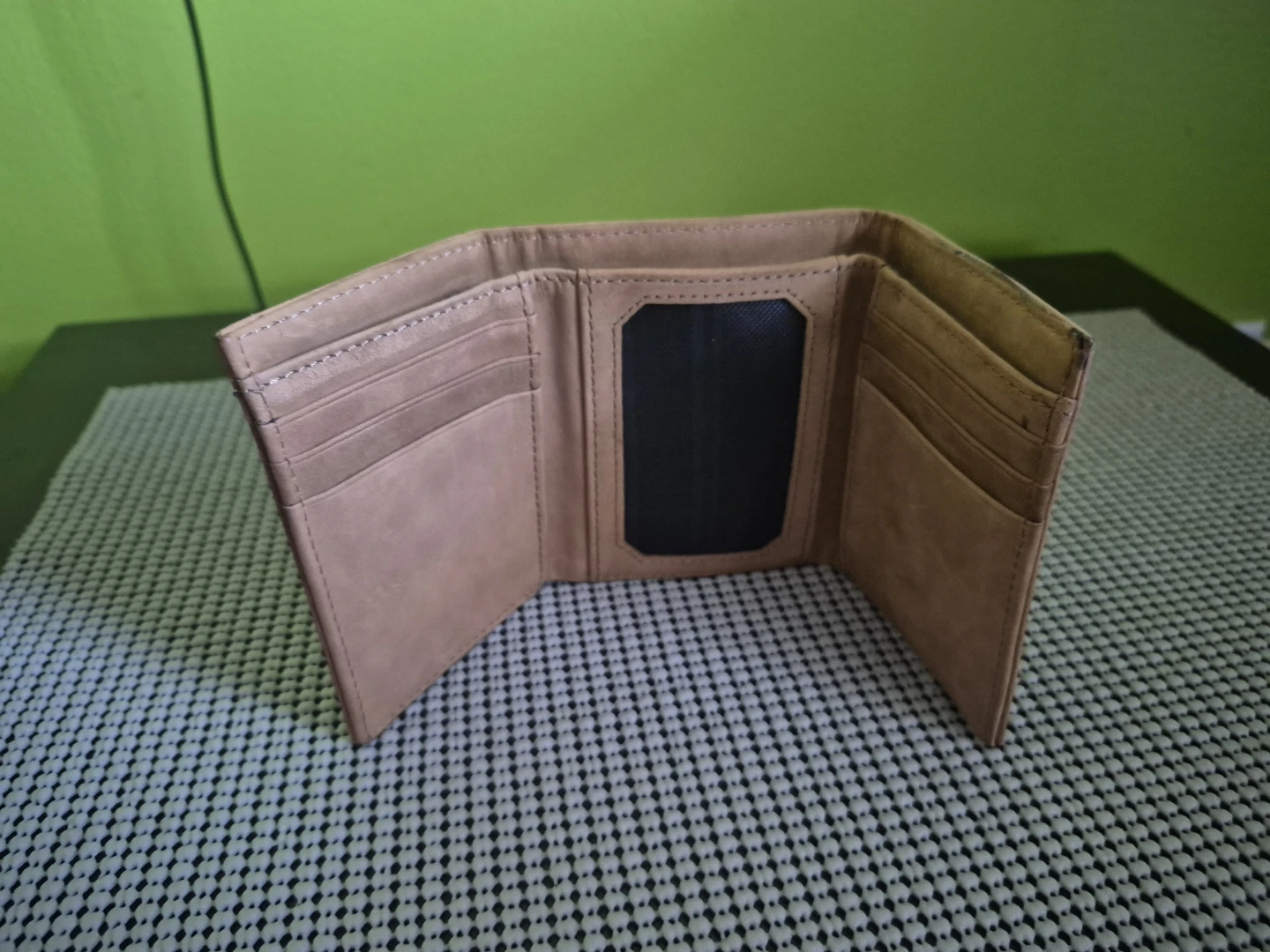 Carhartt Trifold Wallet - photo 2