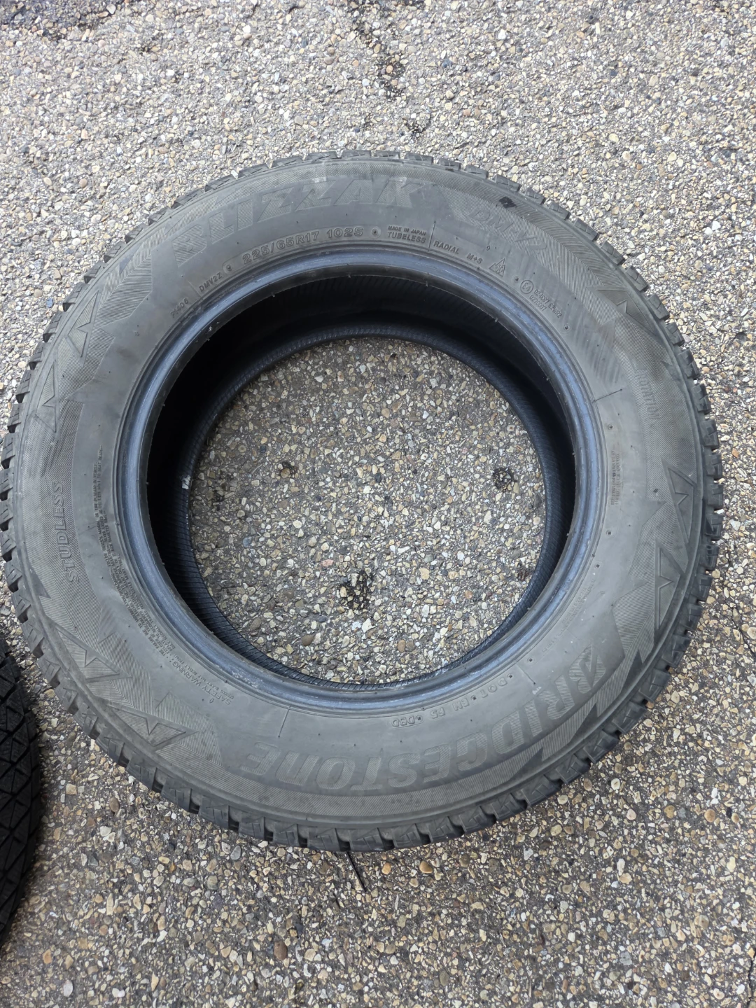 Bridgestone Blizzak 225/65R17 Snow Tires (Set of 4) - photo 2