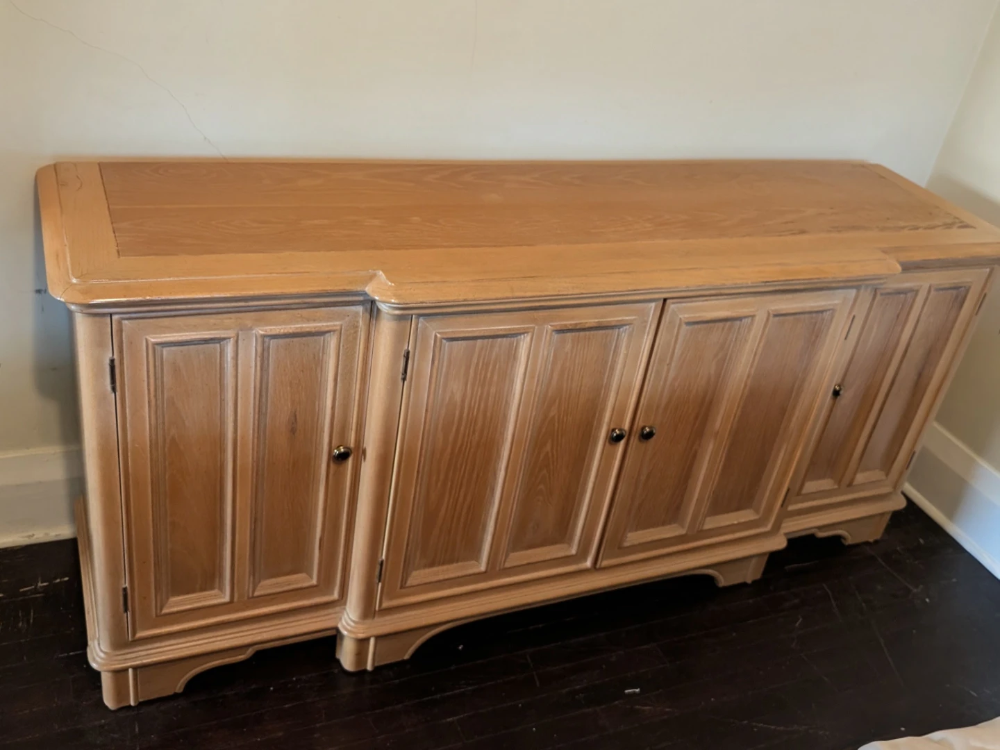 Bernhardt Wooden Sideboard Cabinet