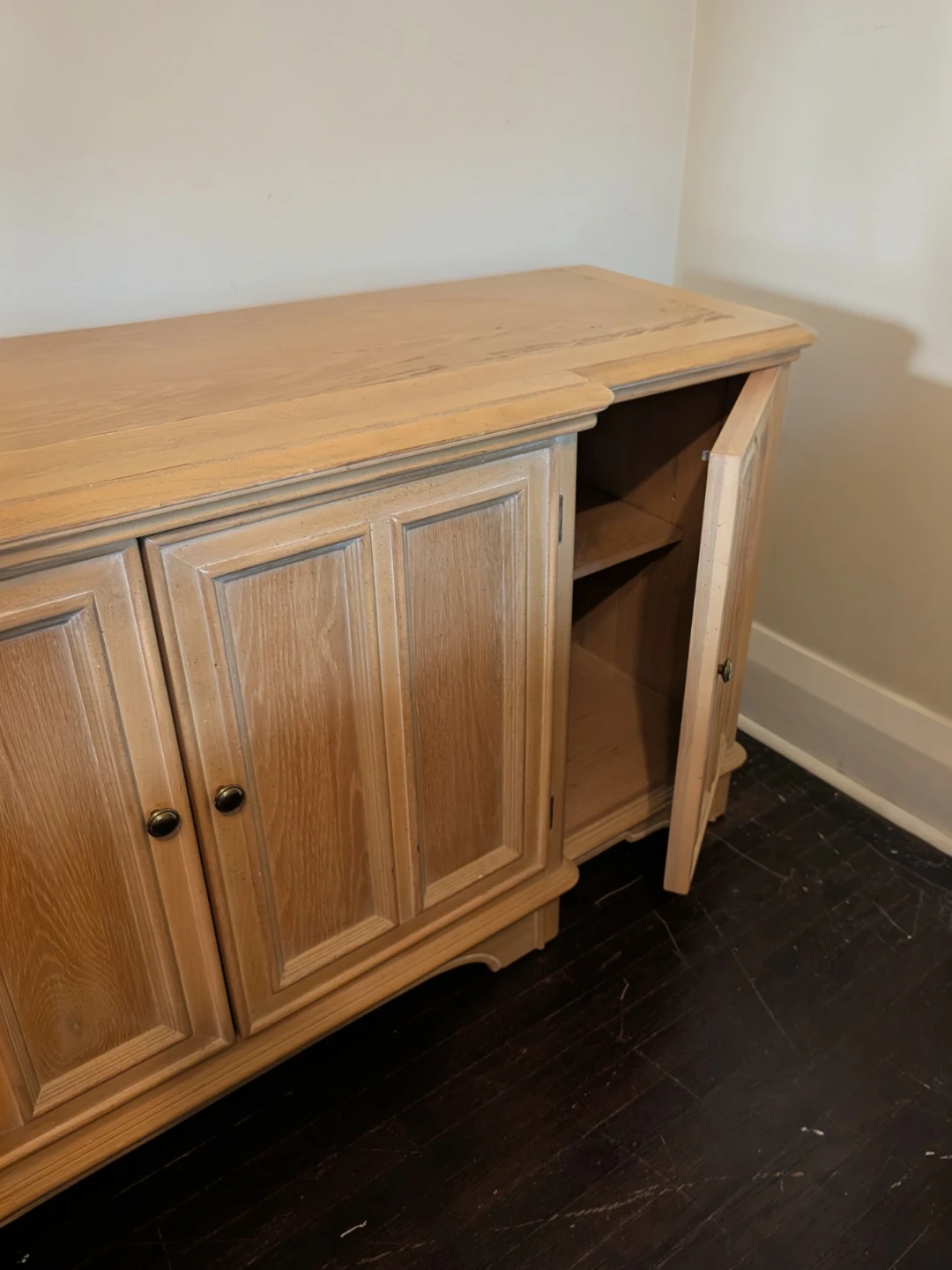 Bernhardt Wooden Sideboard Cabinet - photo 5