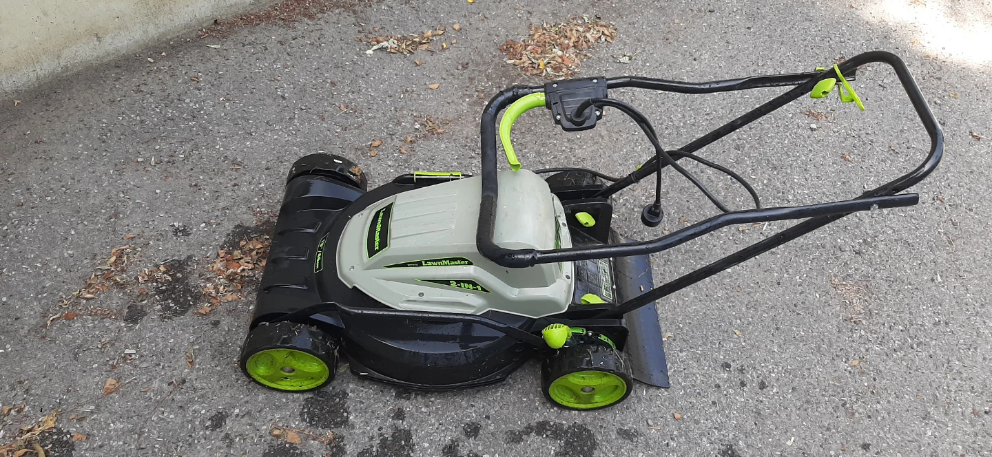 LawnMaster Compact 18" Electric Lawnmower - photo 5